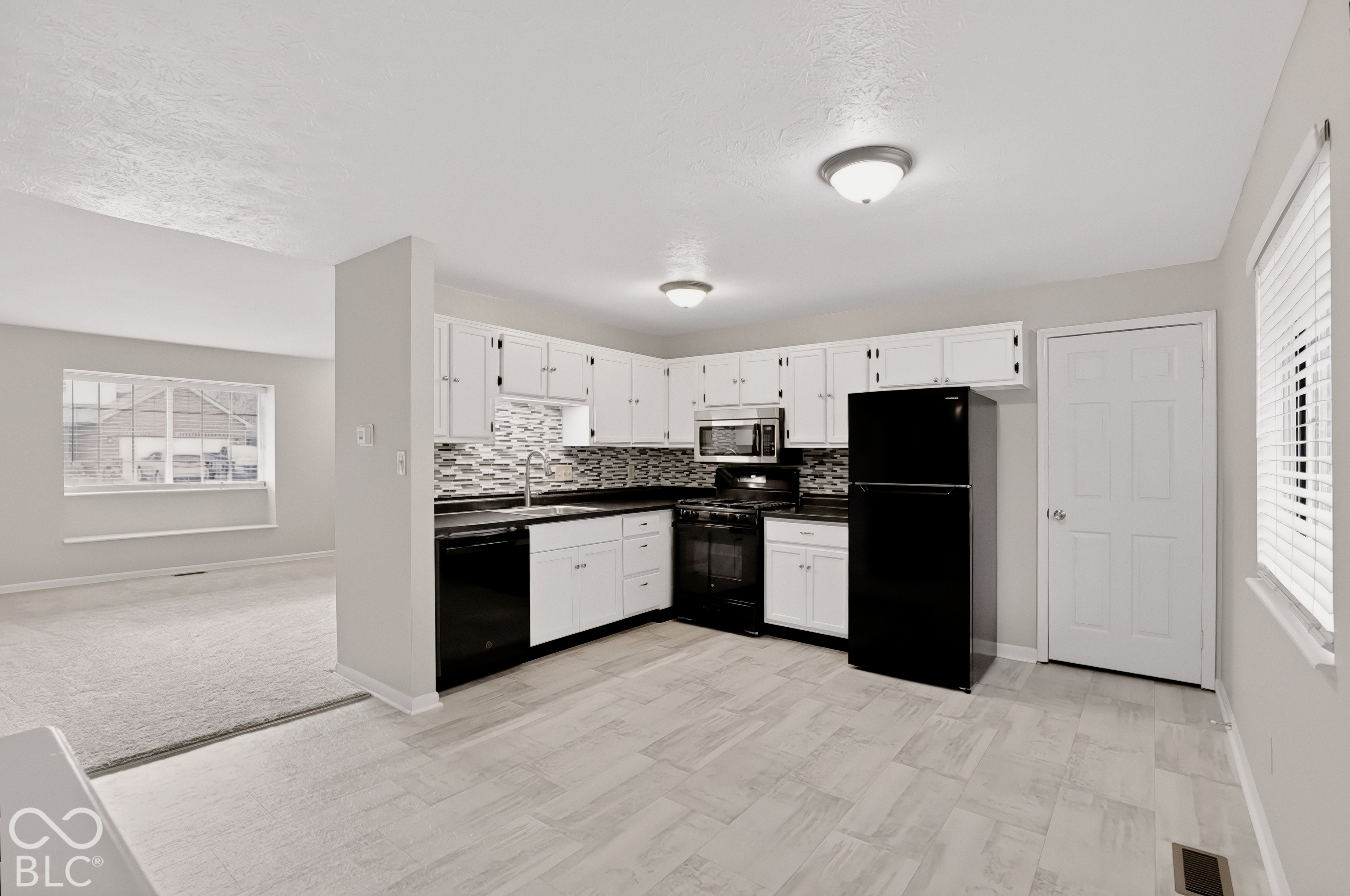 8528 Friendship Lane, Indianapolis, IN 46217