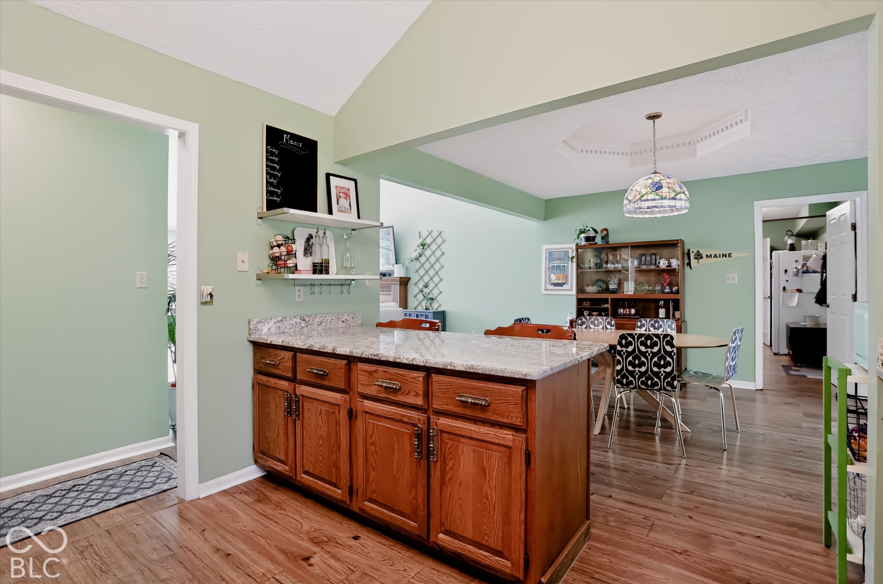 8879 Lesley Lane, Brownsburg, IN 46112 8879 Lesley Lane, Brownsburg, IN 46112