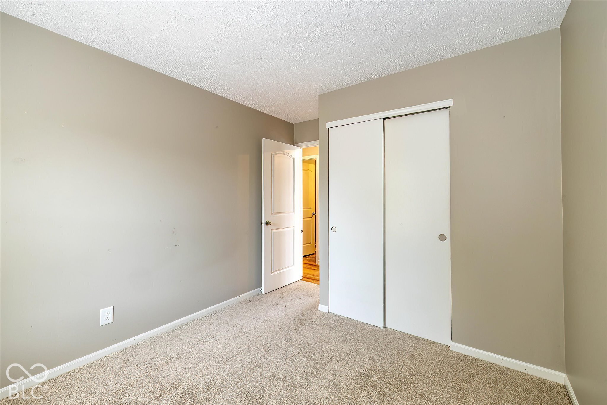 9226 Homeside Drive, Indianapolis, IN 46250