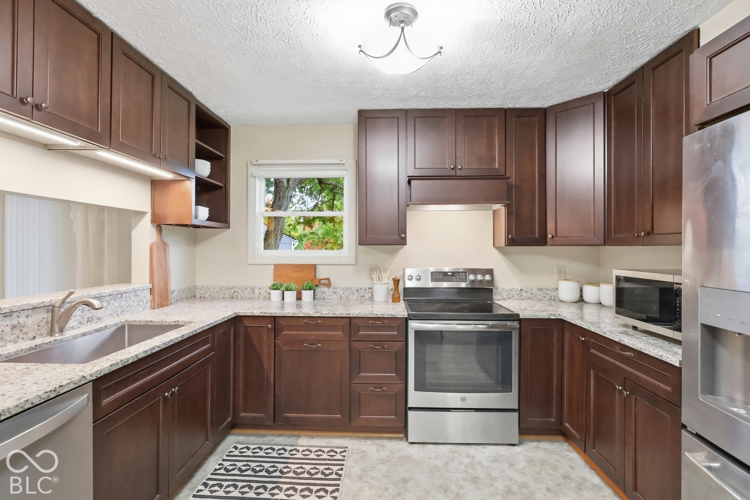 7275 Monon Court, Indianapolis, IN 46256