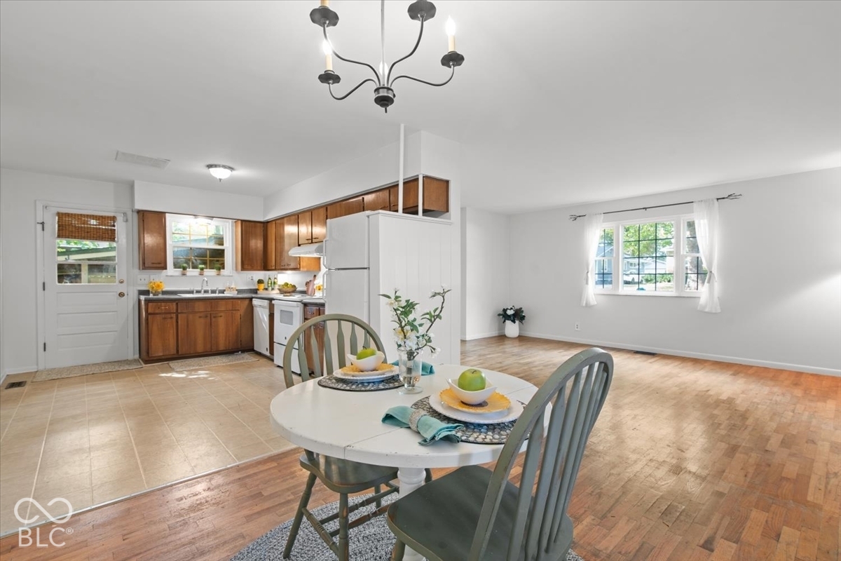 175 N 8th Street, Zionsville, IN 46077