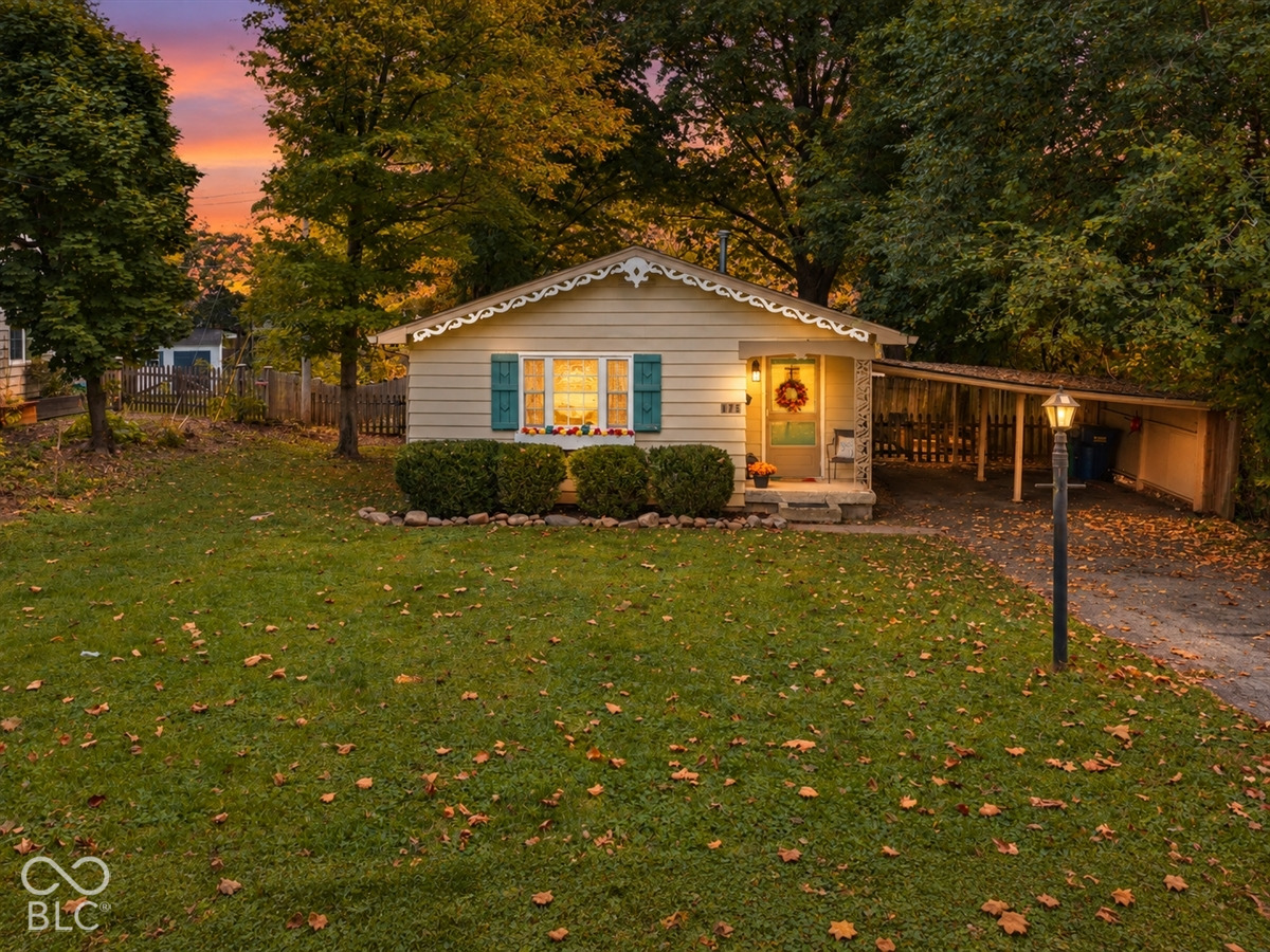 175 N 8th Street, Zionsville, IN 46077