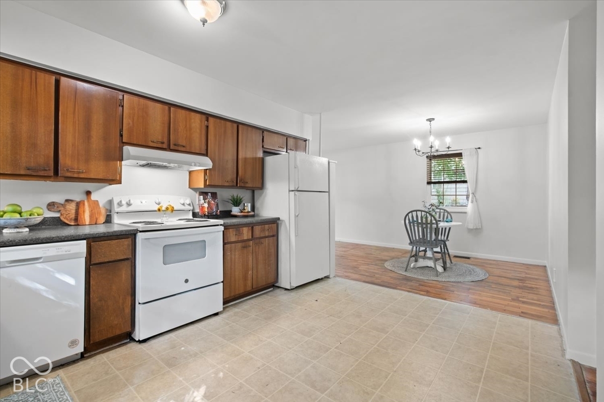 175 N 8th Street, Zionsville, IN 46077