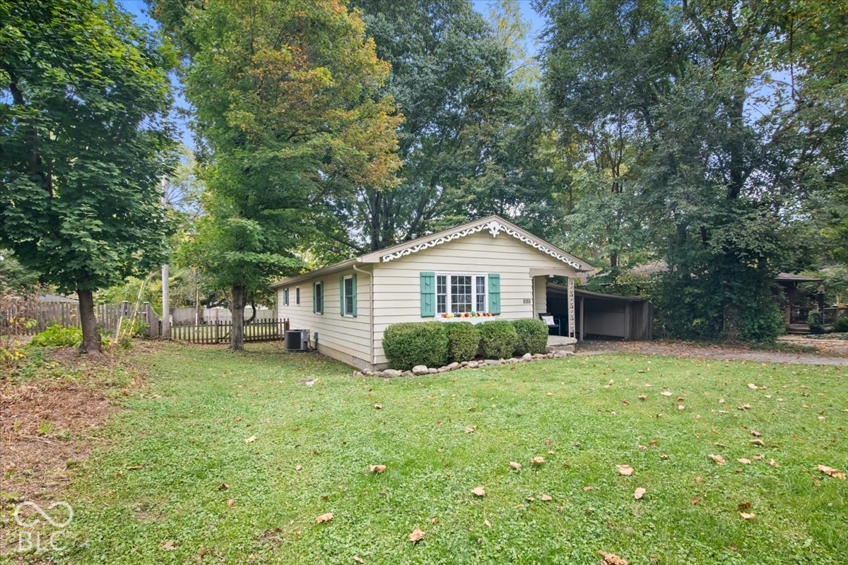 175 N 8th Street, Zionsville, IN 46077