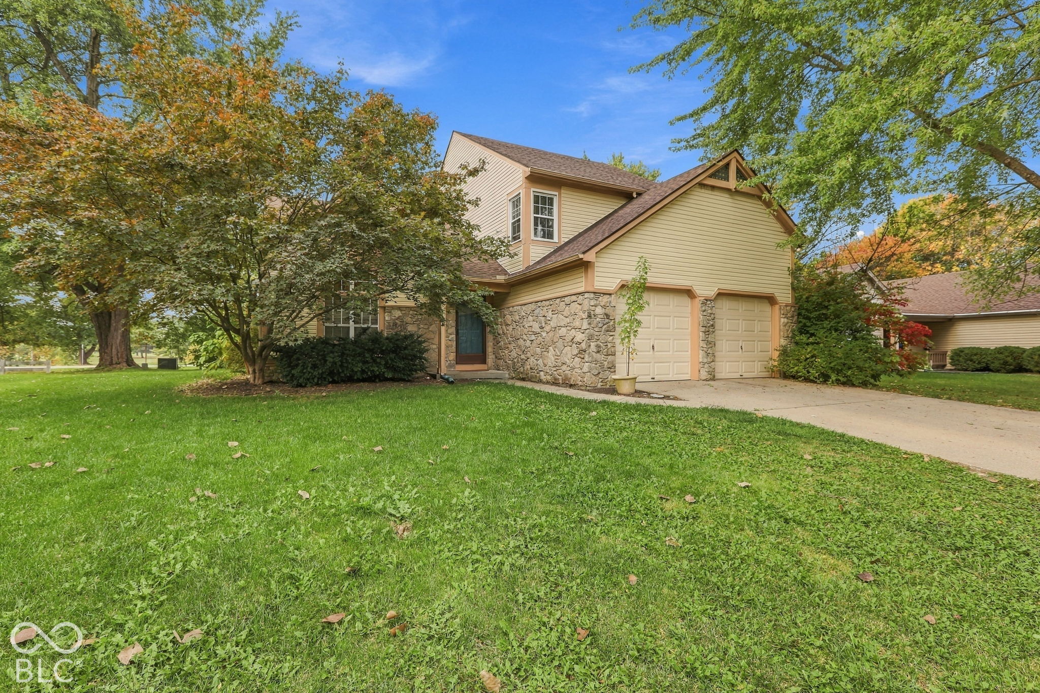 9112 Fireside Drive, Indianapolis, IN 46250