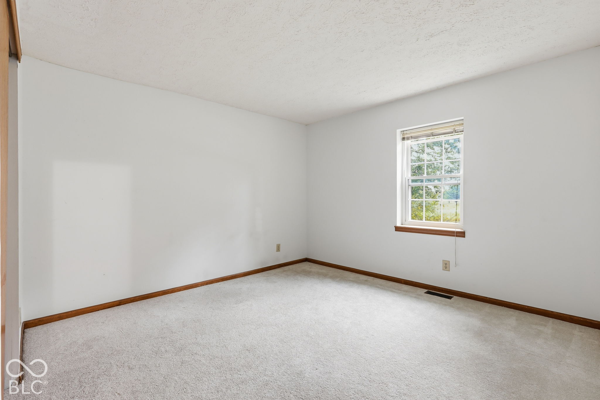 9112 Fireside Drive, Indianapolis, IN 46250