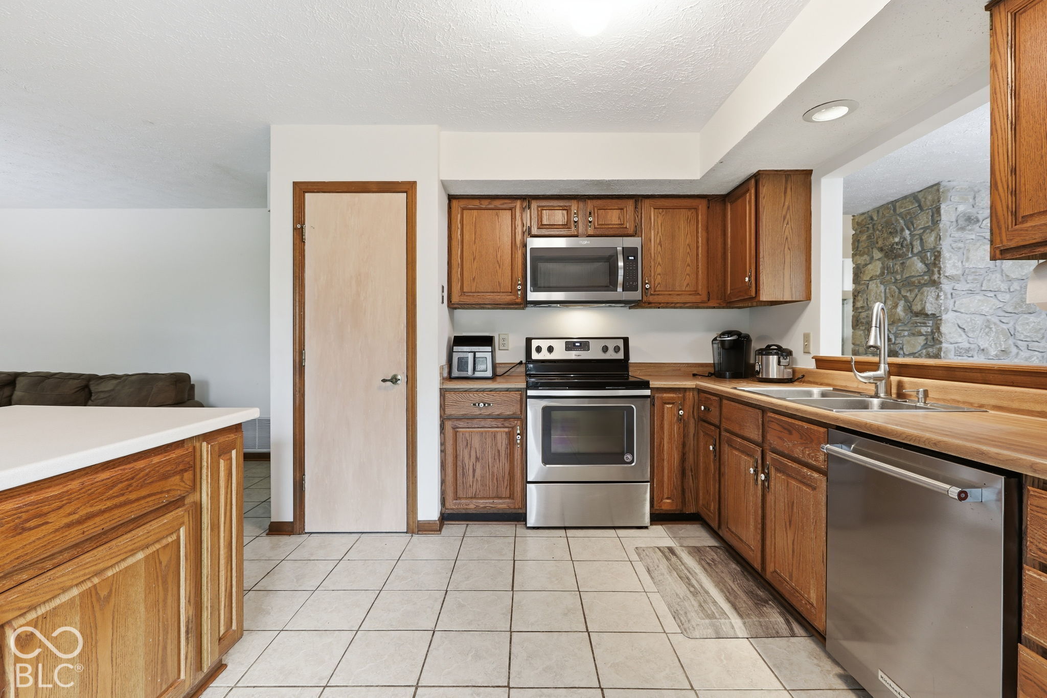 9112 Fireside Drive, Indianapolis, IN 46250