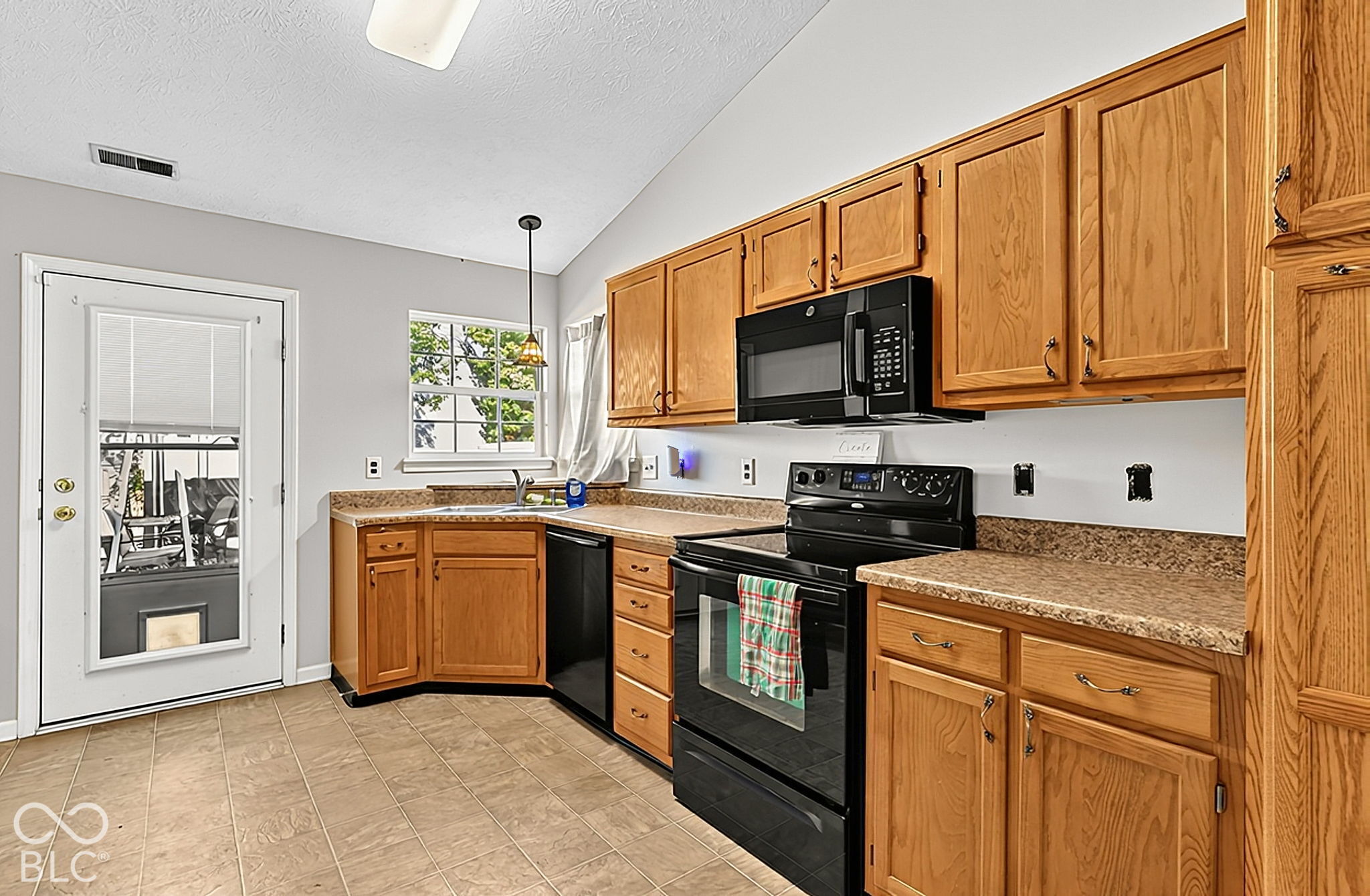 105 Fountain Drive, Mooresville, IN 46158