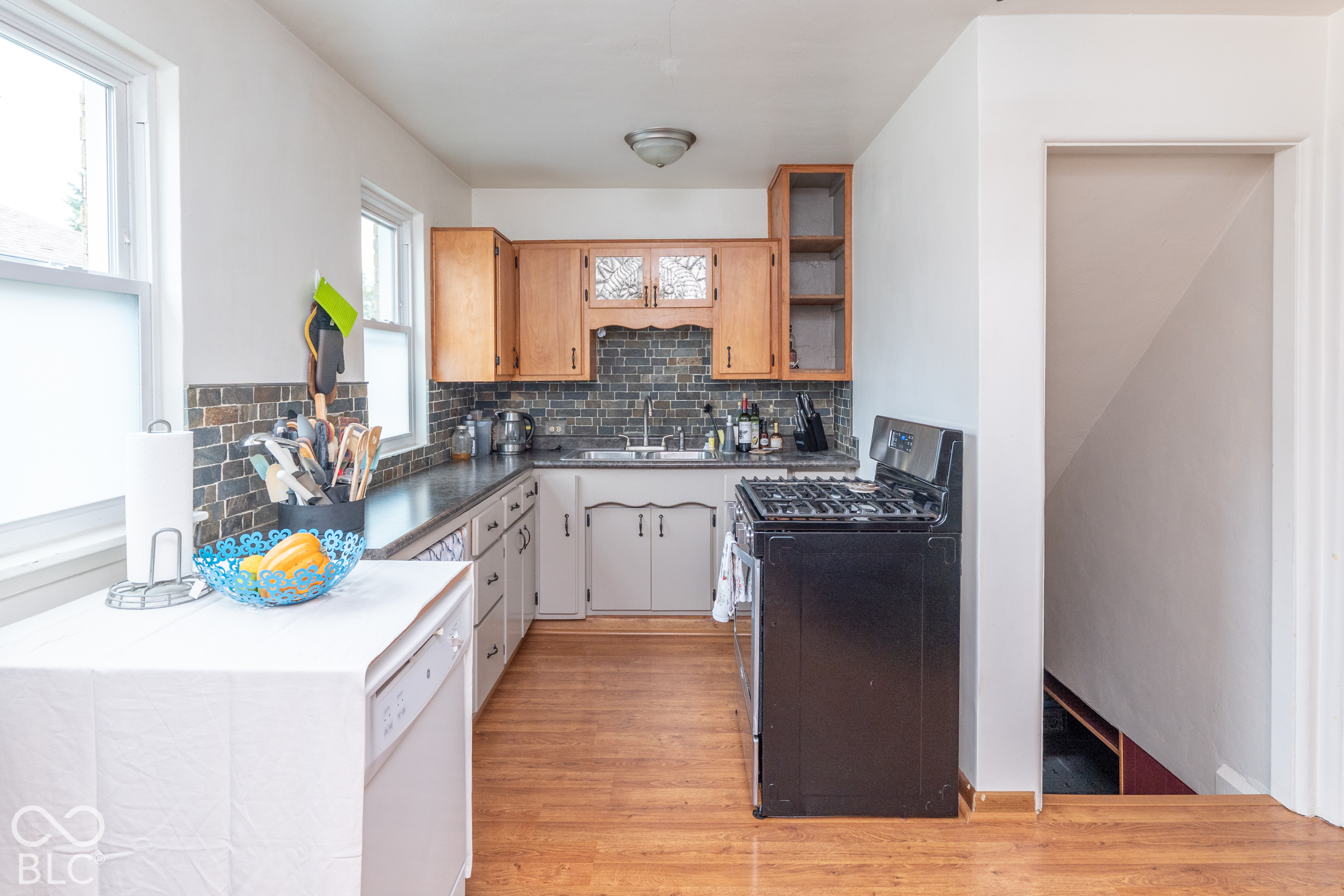 6156 Oak Avenue, Indianapolis, IN 46219