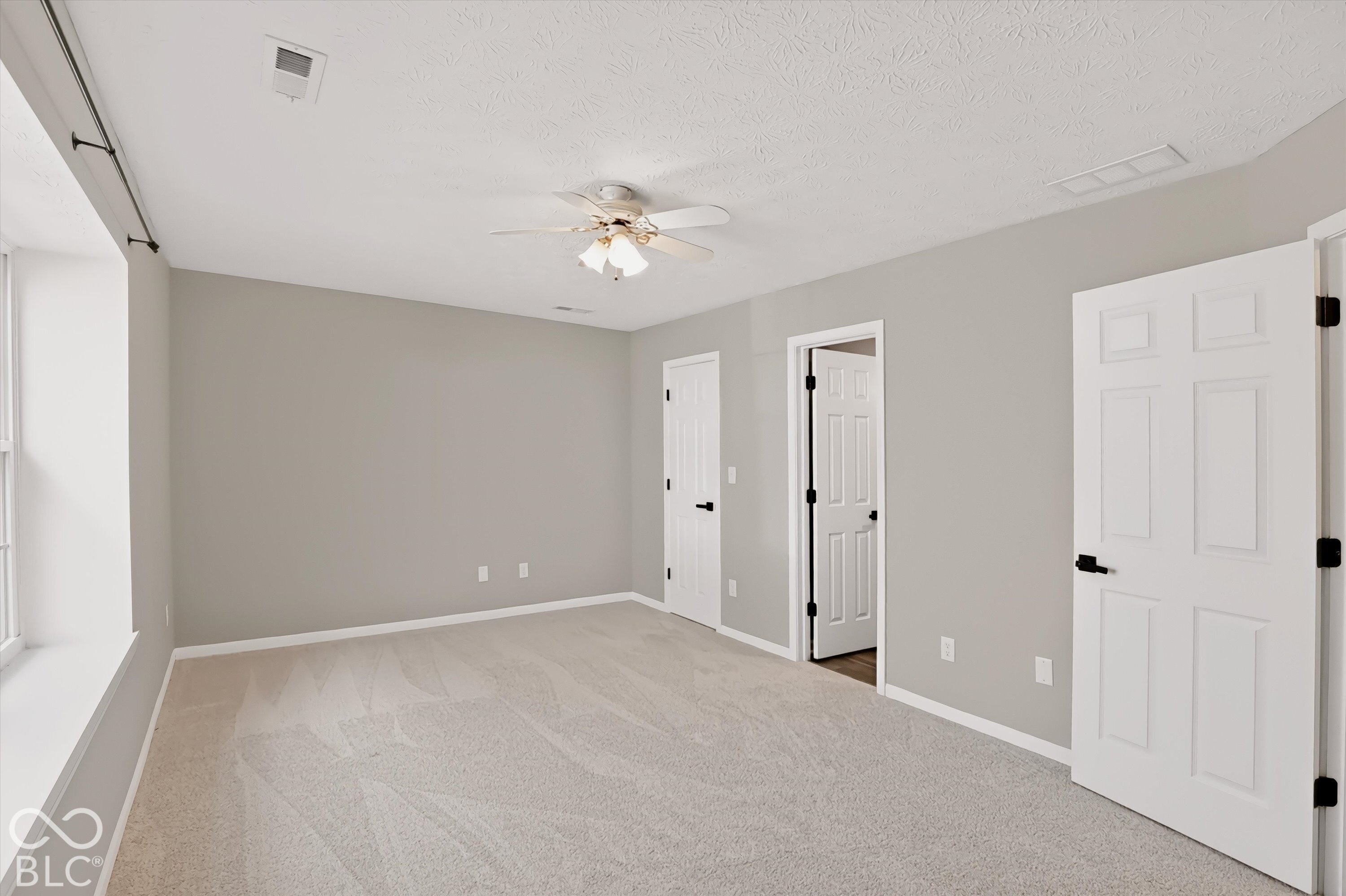 517 E Pine Ridge Drive, Westfield, IN 46074