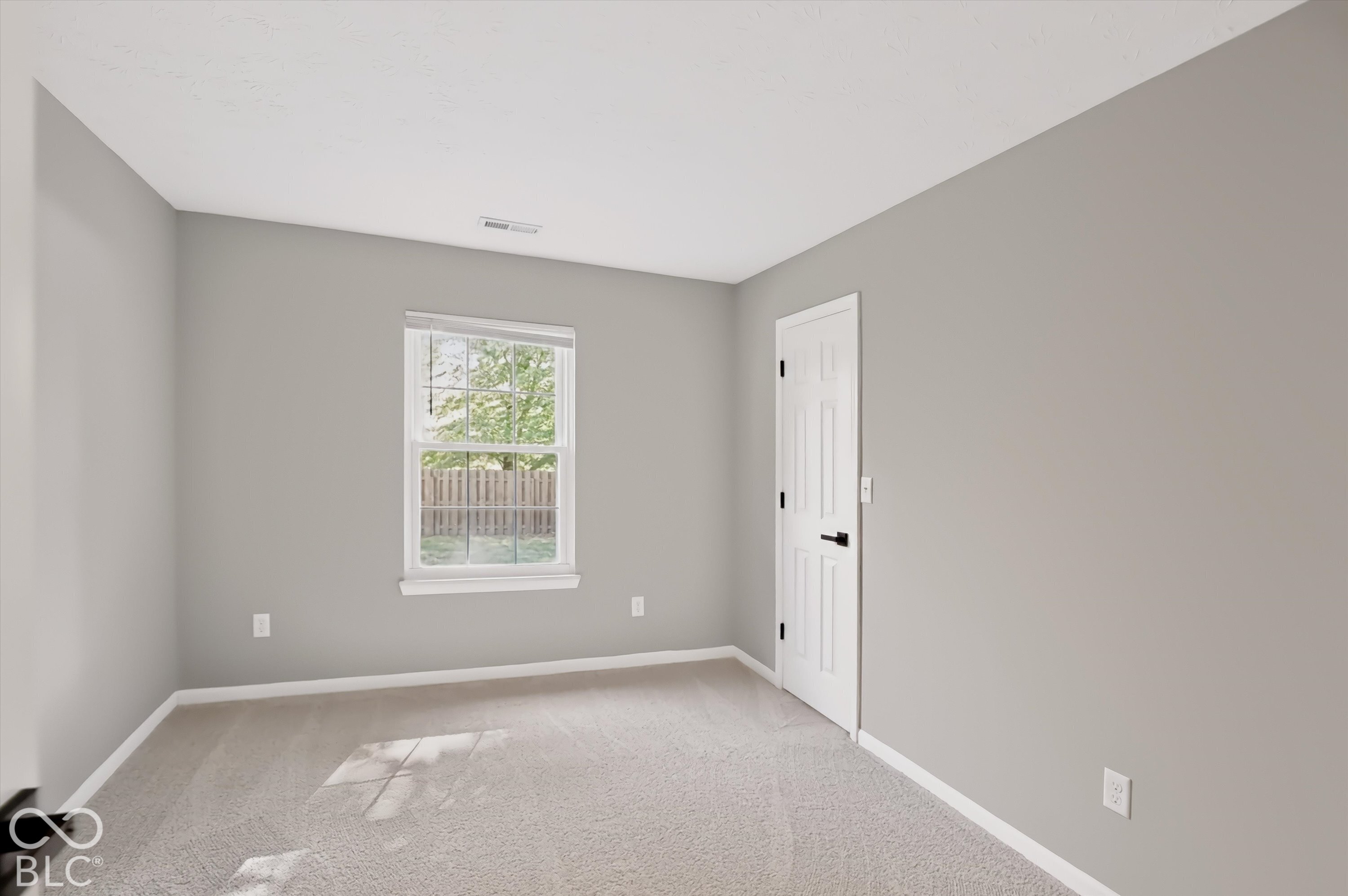 517 E Pine Ridge Drive, Westfield, IN 46074