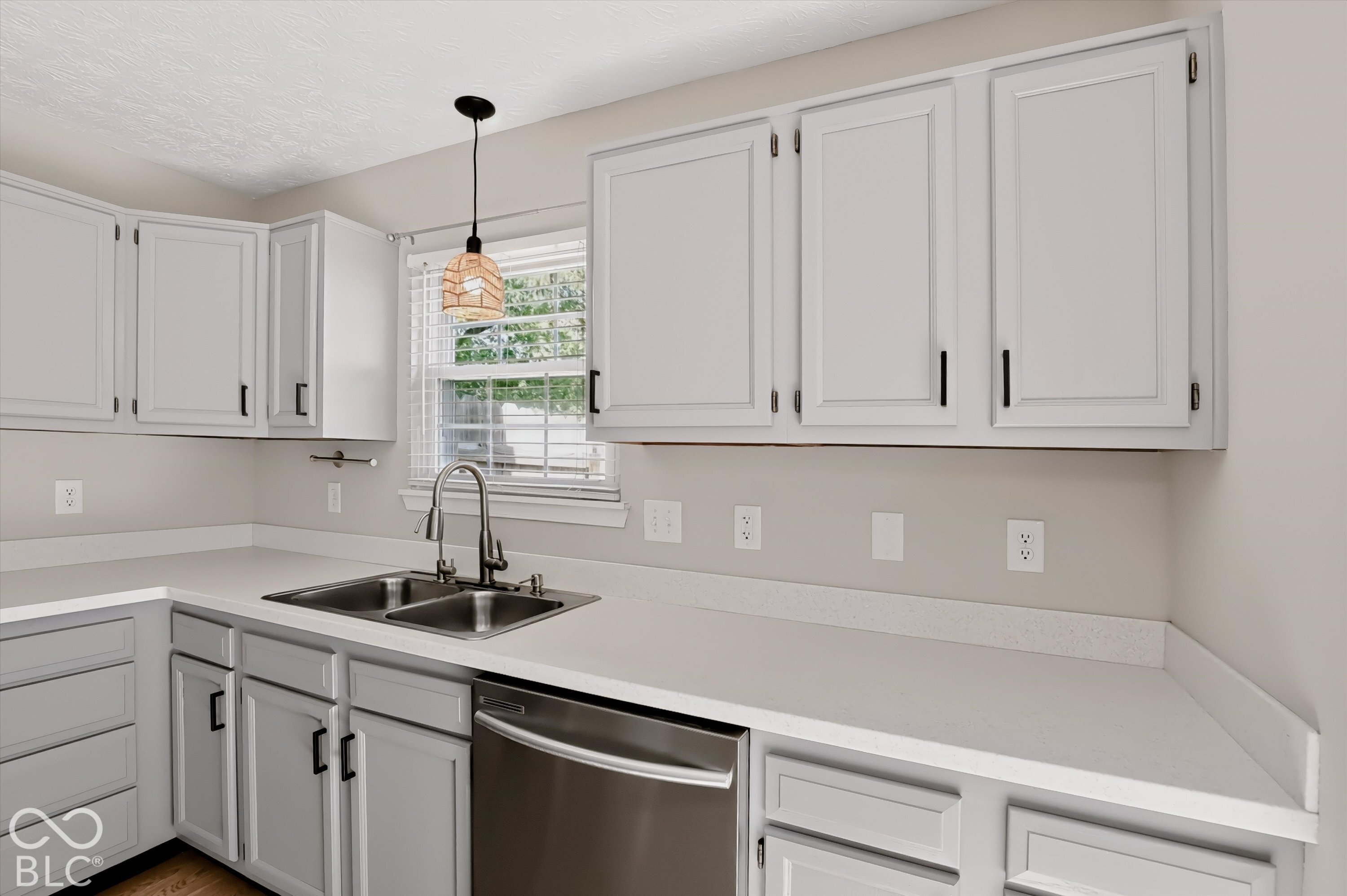 517 E Pine Ridge Drive, Westfield, IN 46074