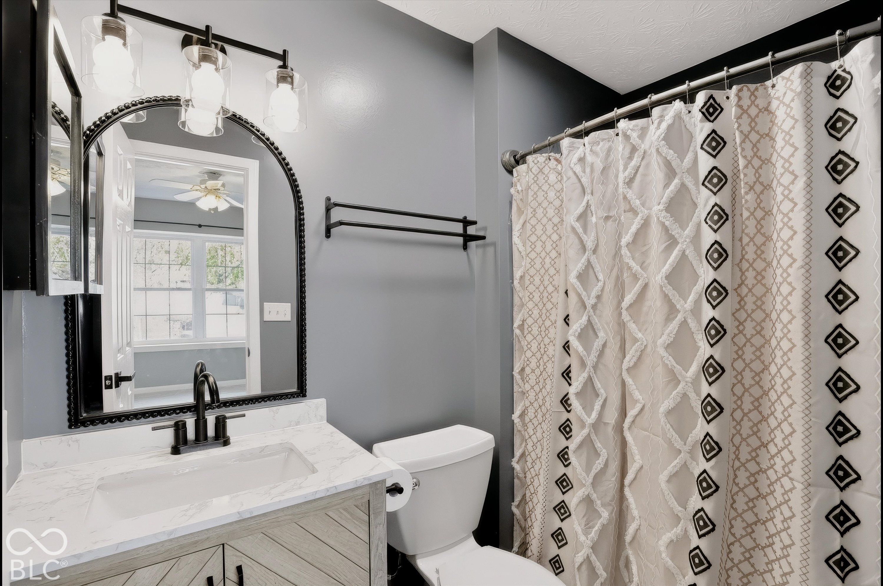 517 E Pine Ridge Drive, Westfield, IN 46074