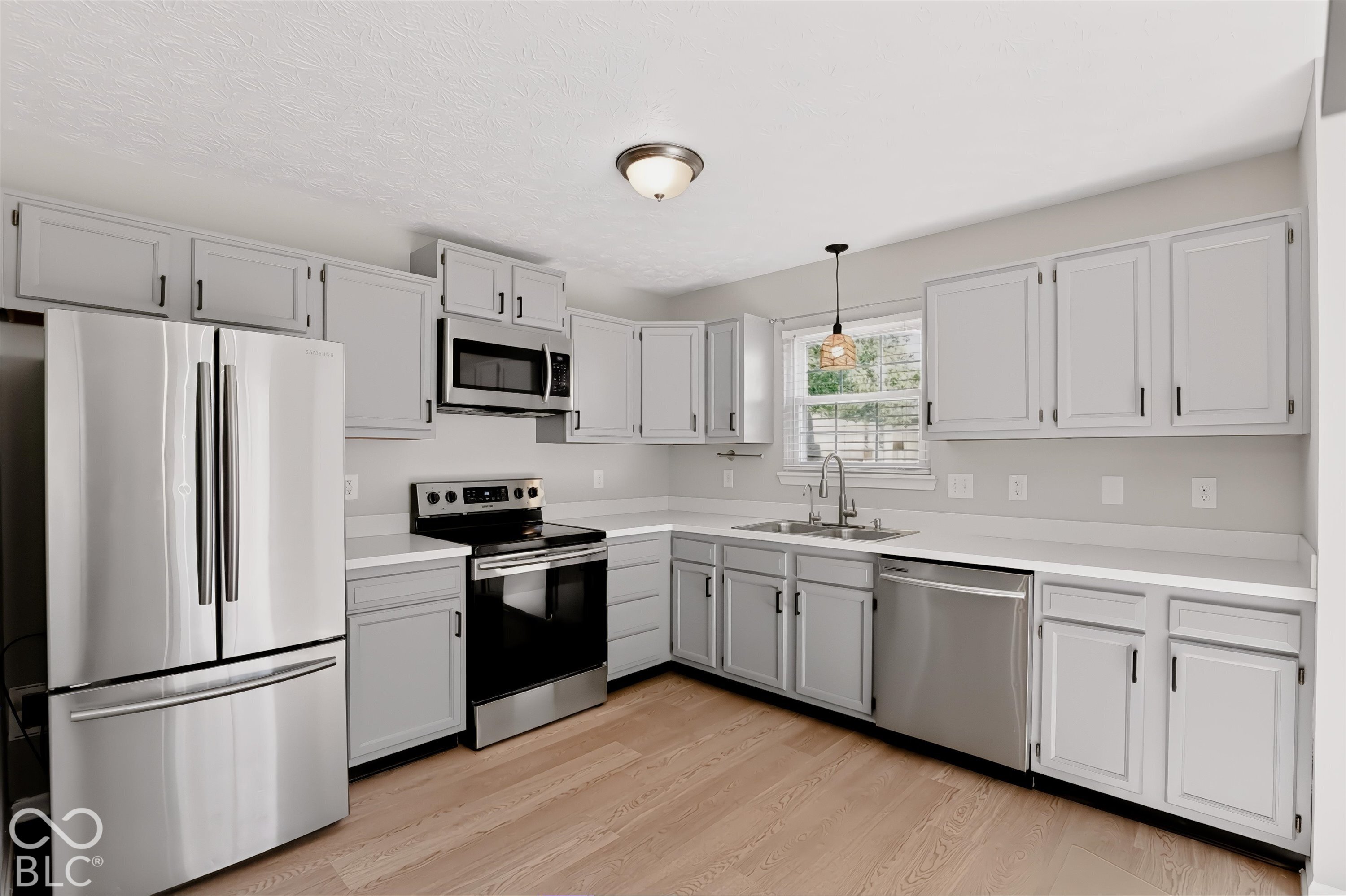 517 E Pine Ridge Drive, Westfield, IN 46074