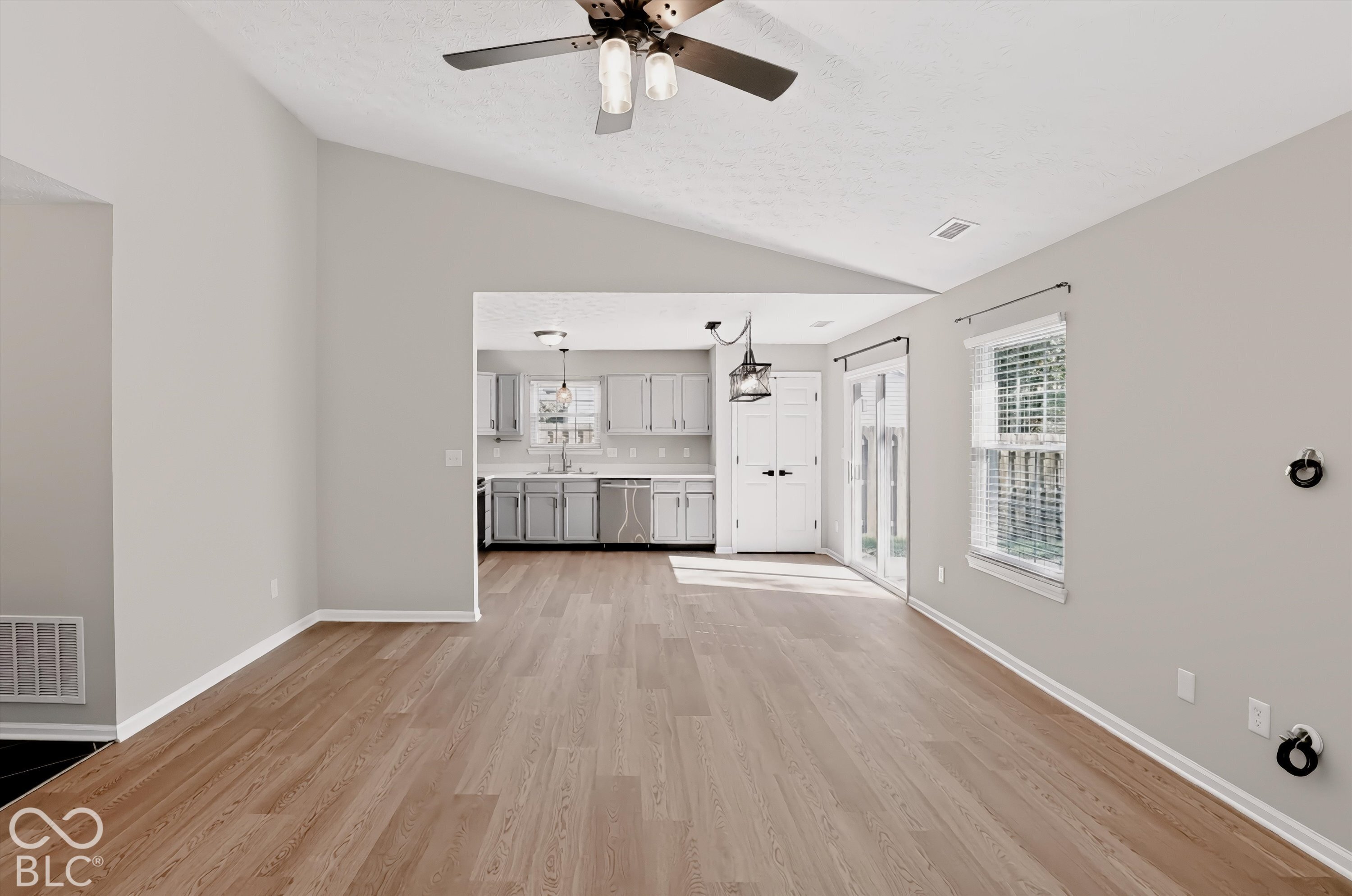 517 E Pine Ridge Drive, Westfield, IN 46074
