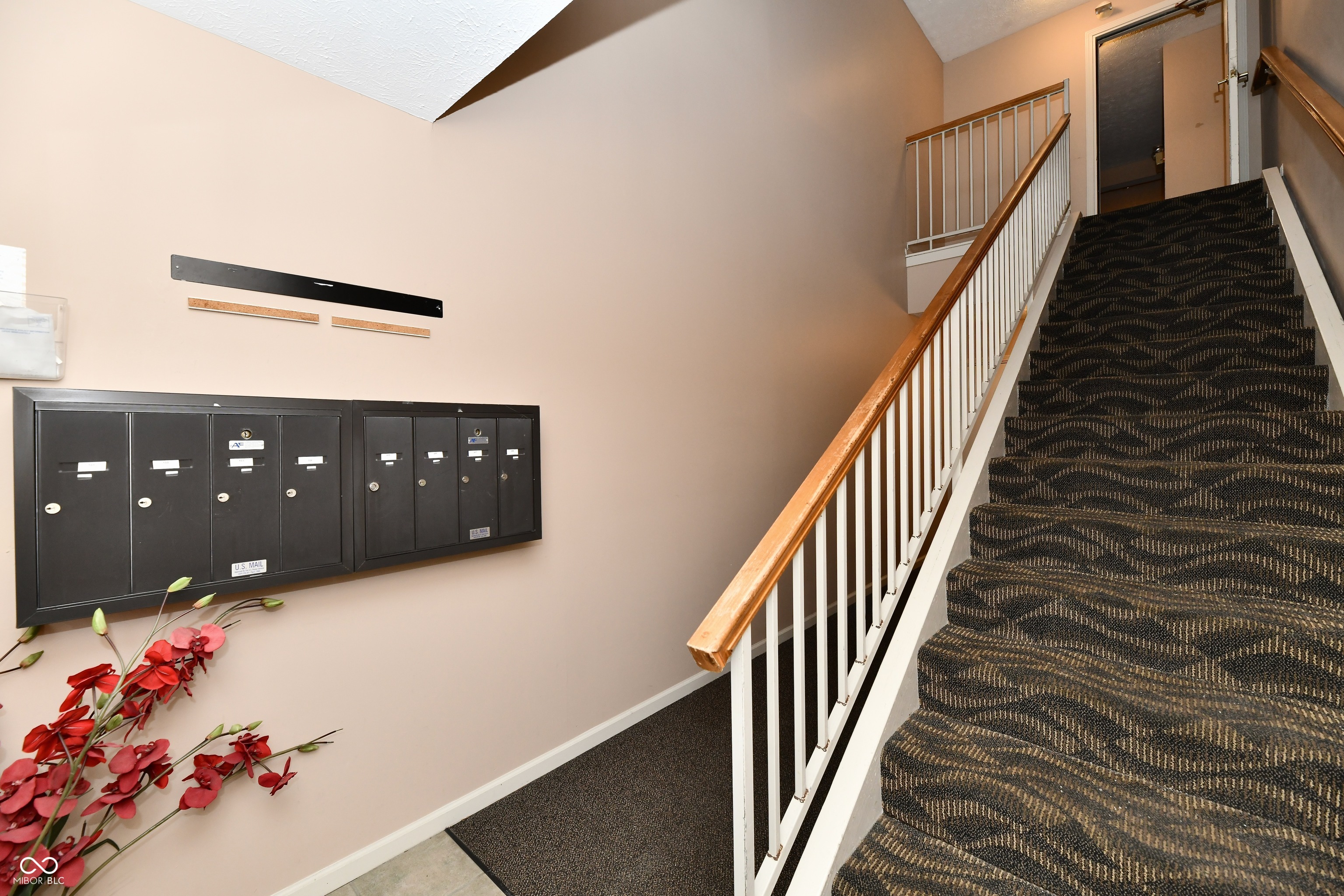 209 Faulkner Court, Carmel, IN 46032