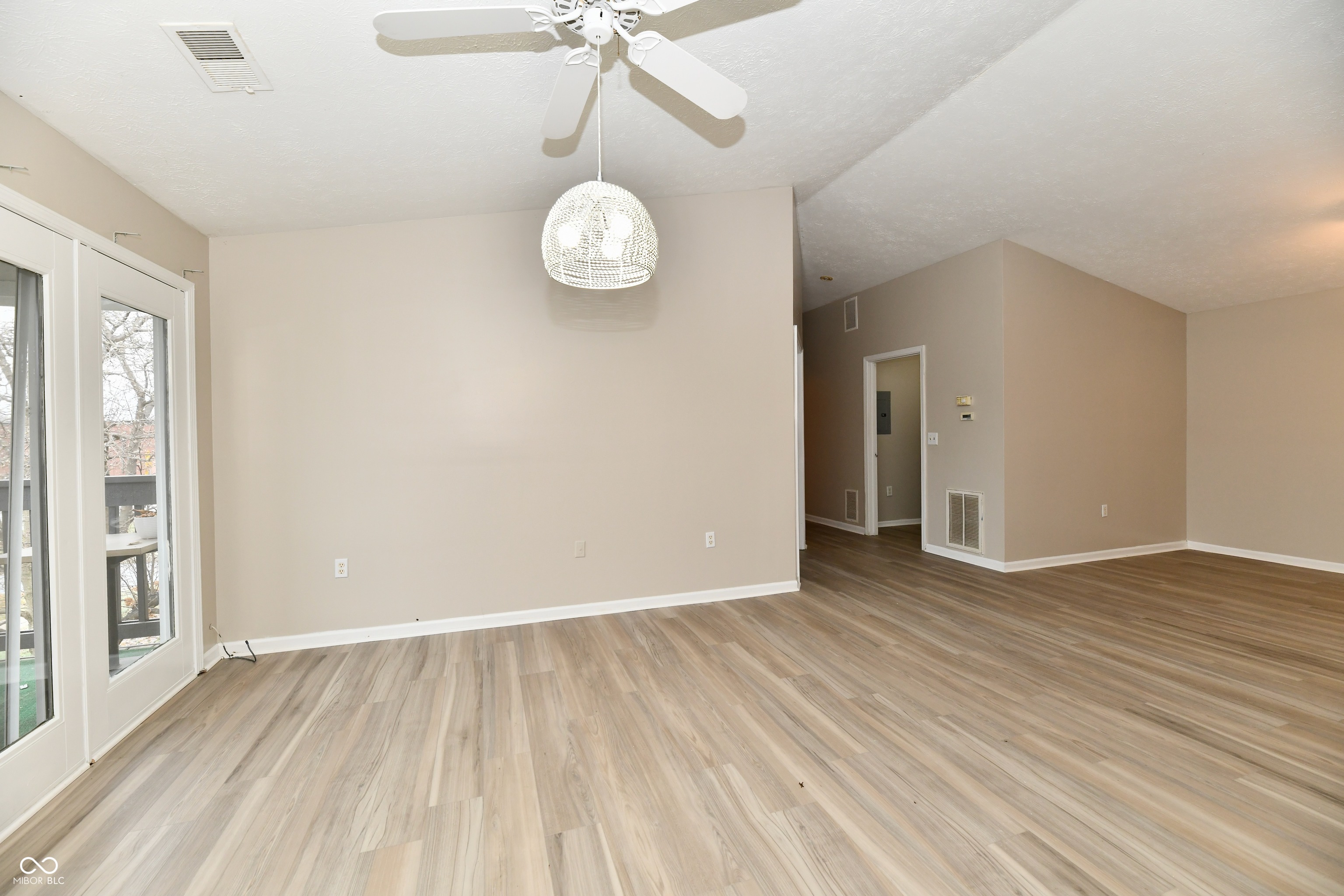 209 Faulkner Court, Carmel, IN 46032