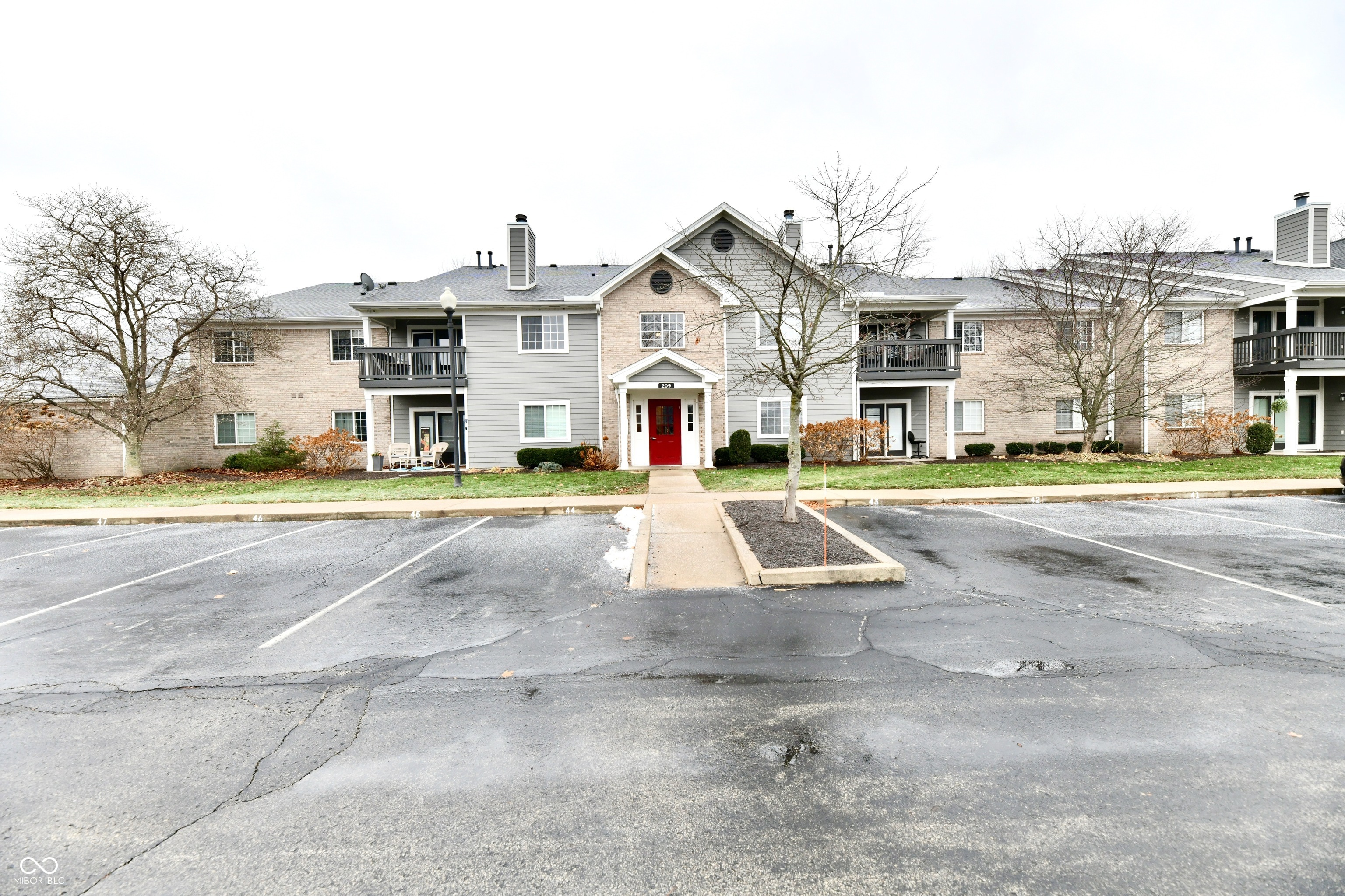 209 Faulkner Court, Carmel, IN 46032