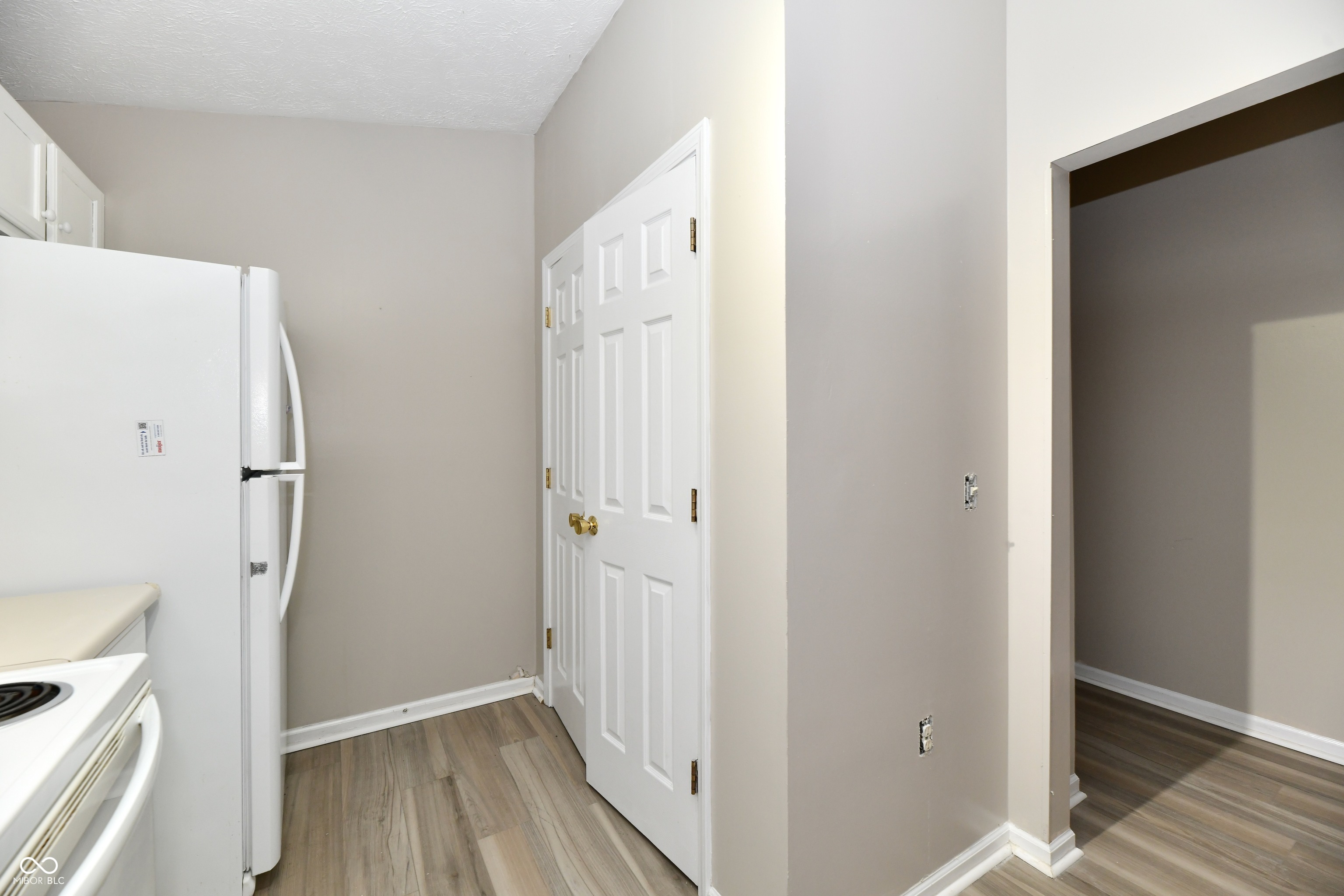 209 Faulkner Court, Carmel, IN 46032