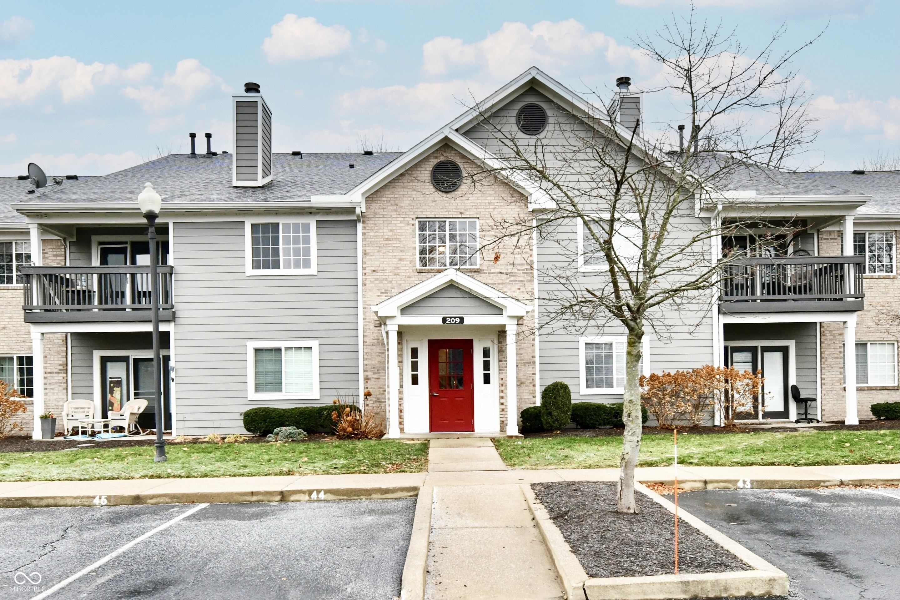 209 Faulkner Court, Carmel, IN 46032