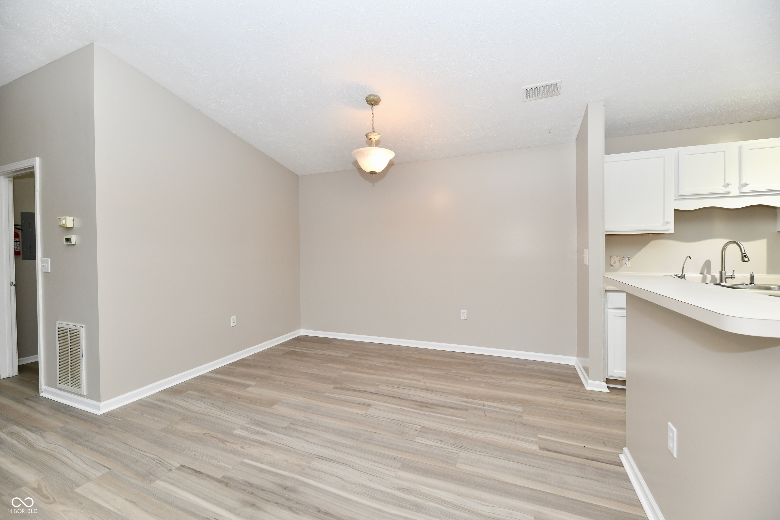 209 Faulkner Court, Carmel, IN 46032