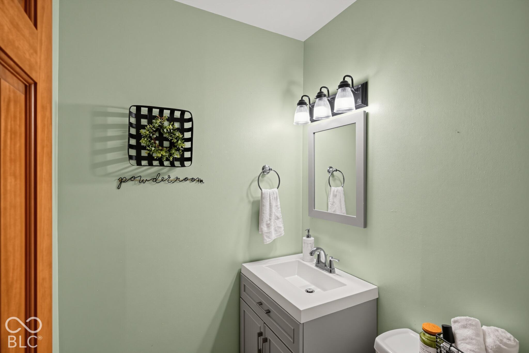 52092 W Winding Waters Lane N, Elkhart, IN 46514