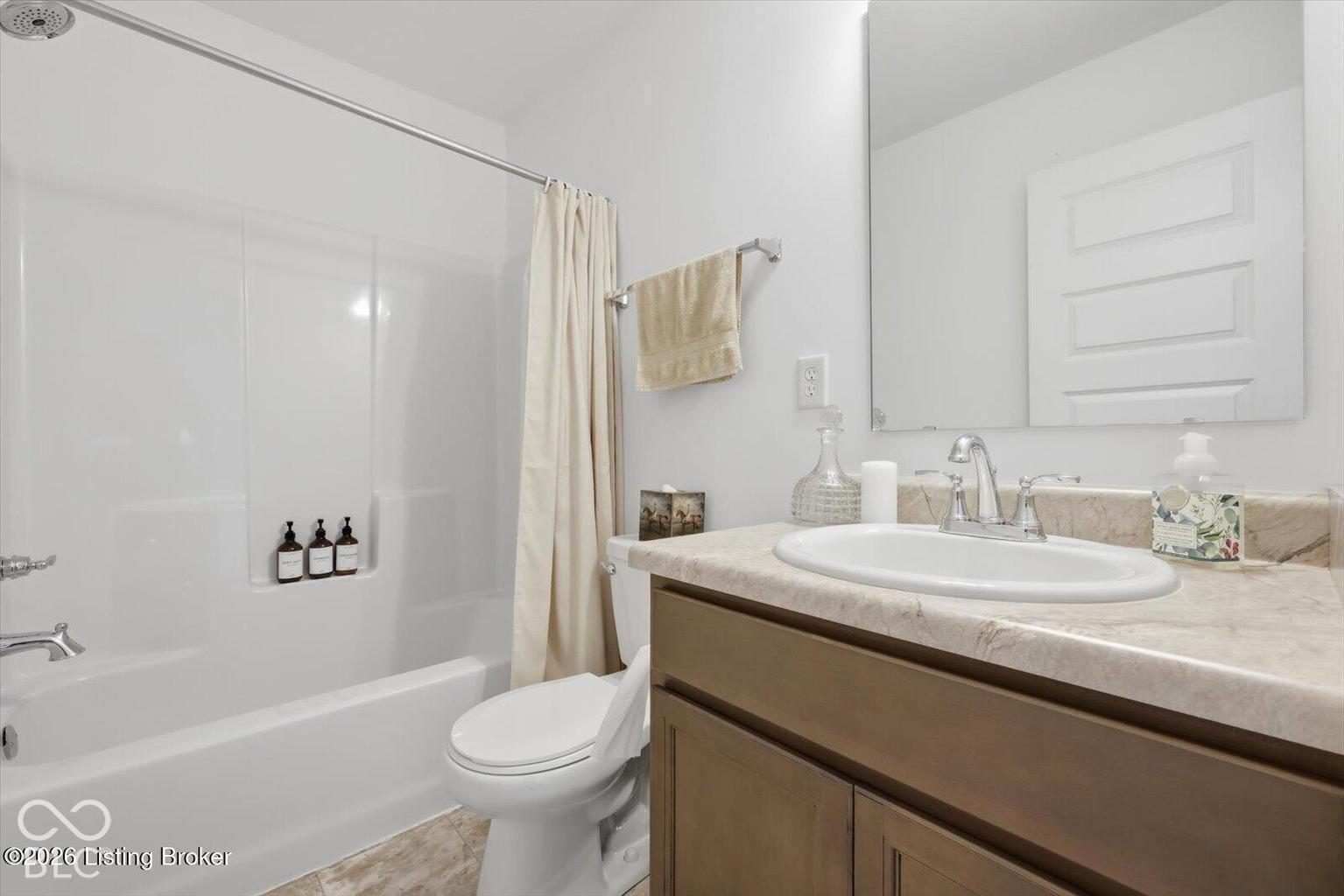 1370 Delacorte Circles, Shelbyville, IN 46176