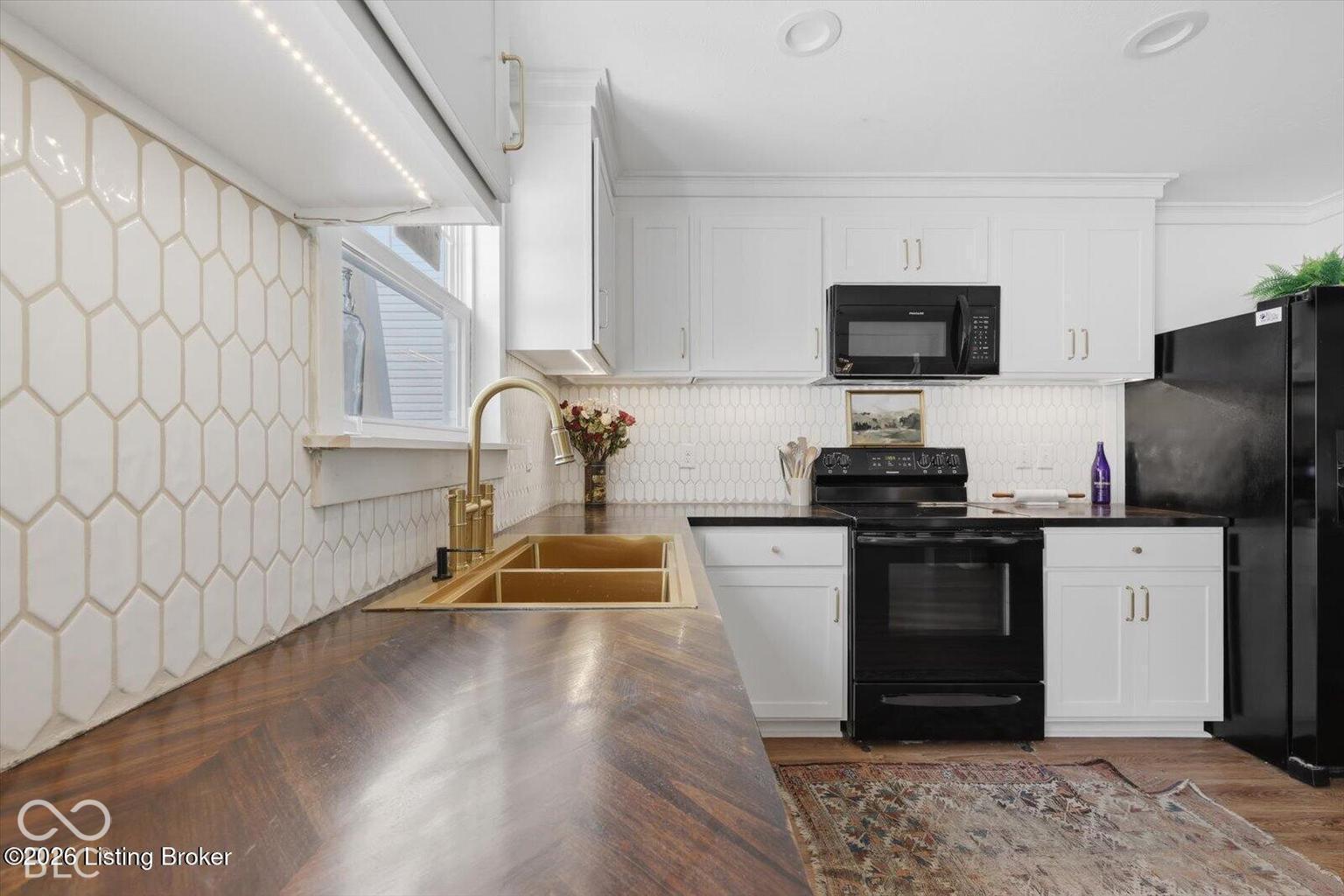 1370 Delacorte Circles, Shelbyville, IN 46176