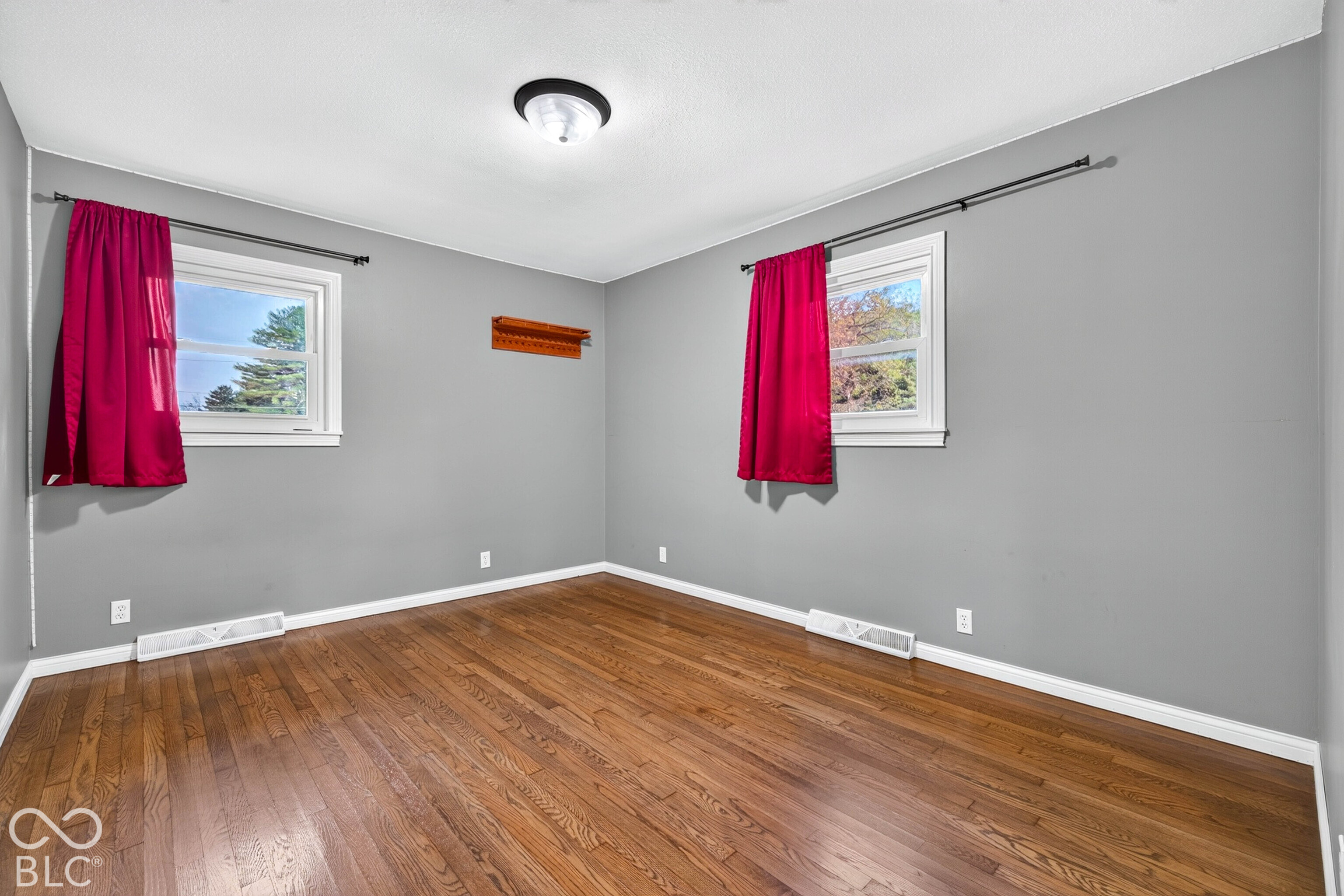 2211 Heideman Drive, Seymour, IN 47274