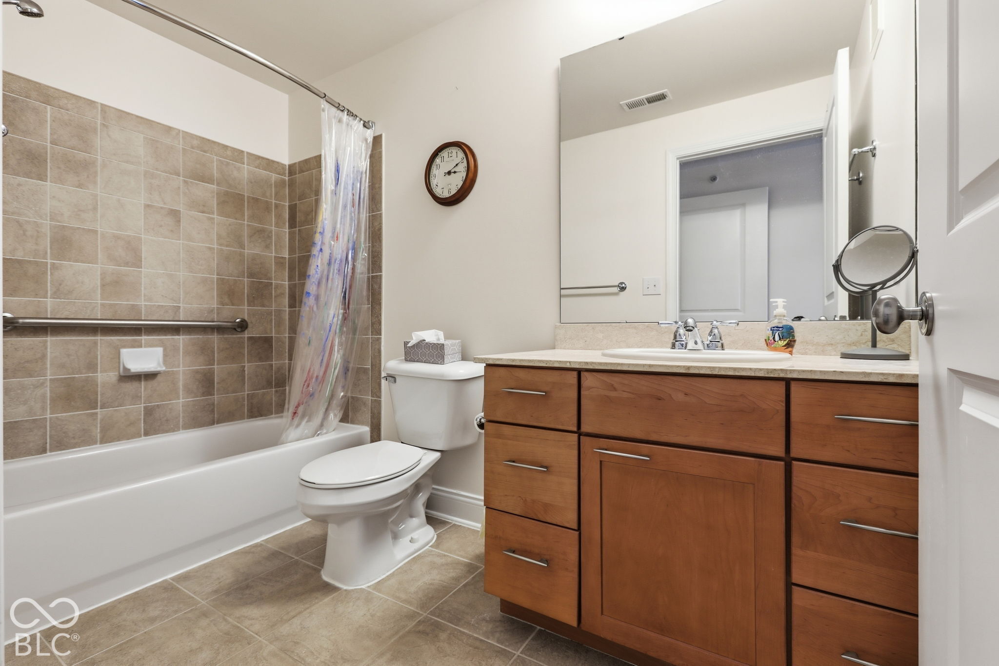 451 American Way N, Carmel, IN 46032