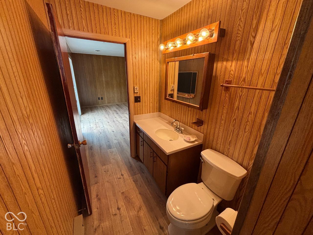 210 Hillside Drive, Hartford City, IN 47348