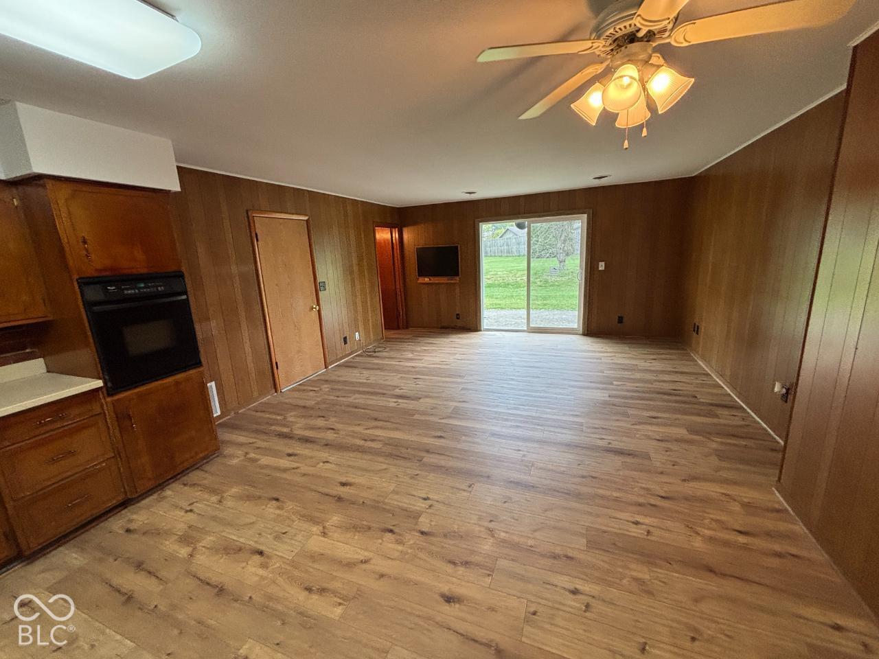 210 Hillside Drive, Hartford City, IN 47348