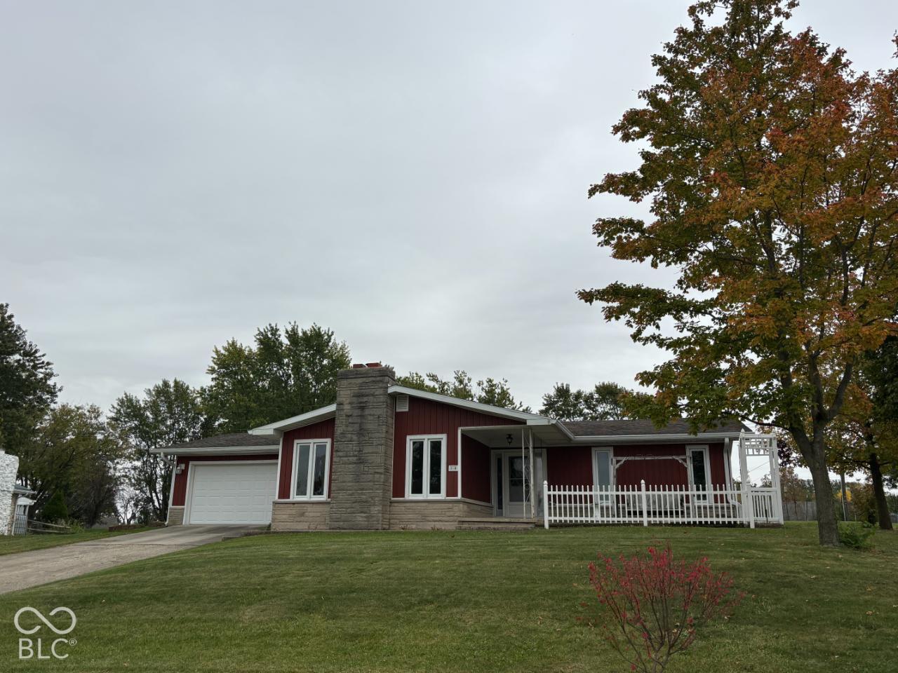 210 Hillside Drive, Hartford City, IN 47348 210 Hillside Drive, Hartford City, IN 47348
