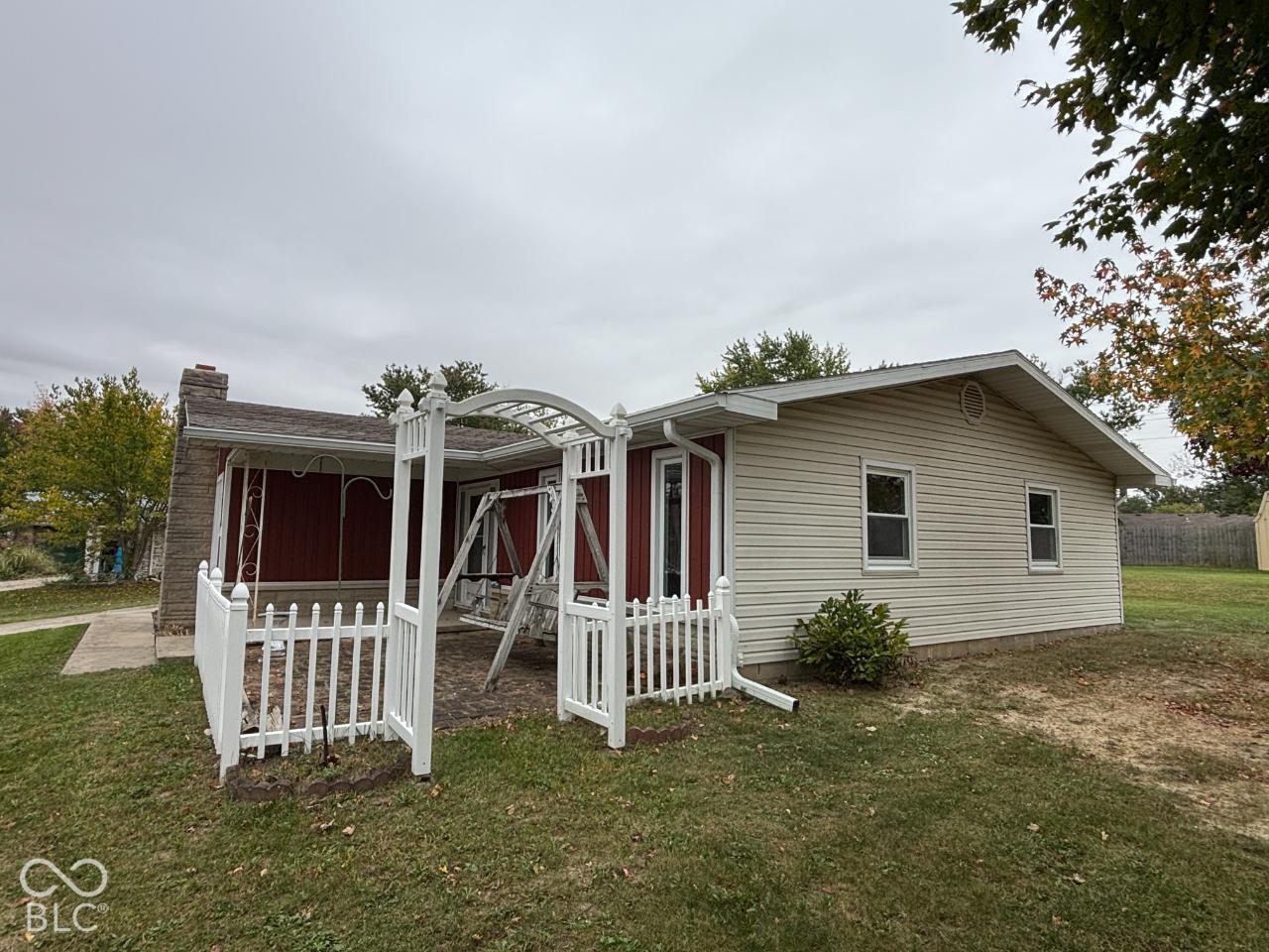 210 Hillside Drive, Hartford City, IN 47348
