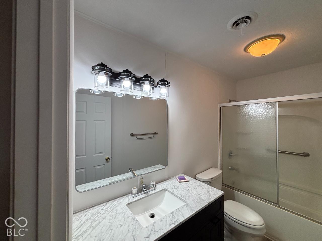 210 Hillside Drive, Hartford City, IN 47348