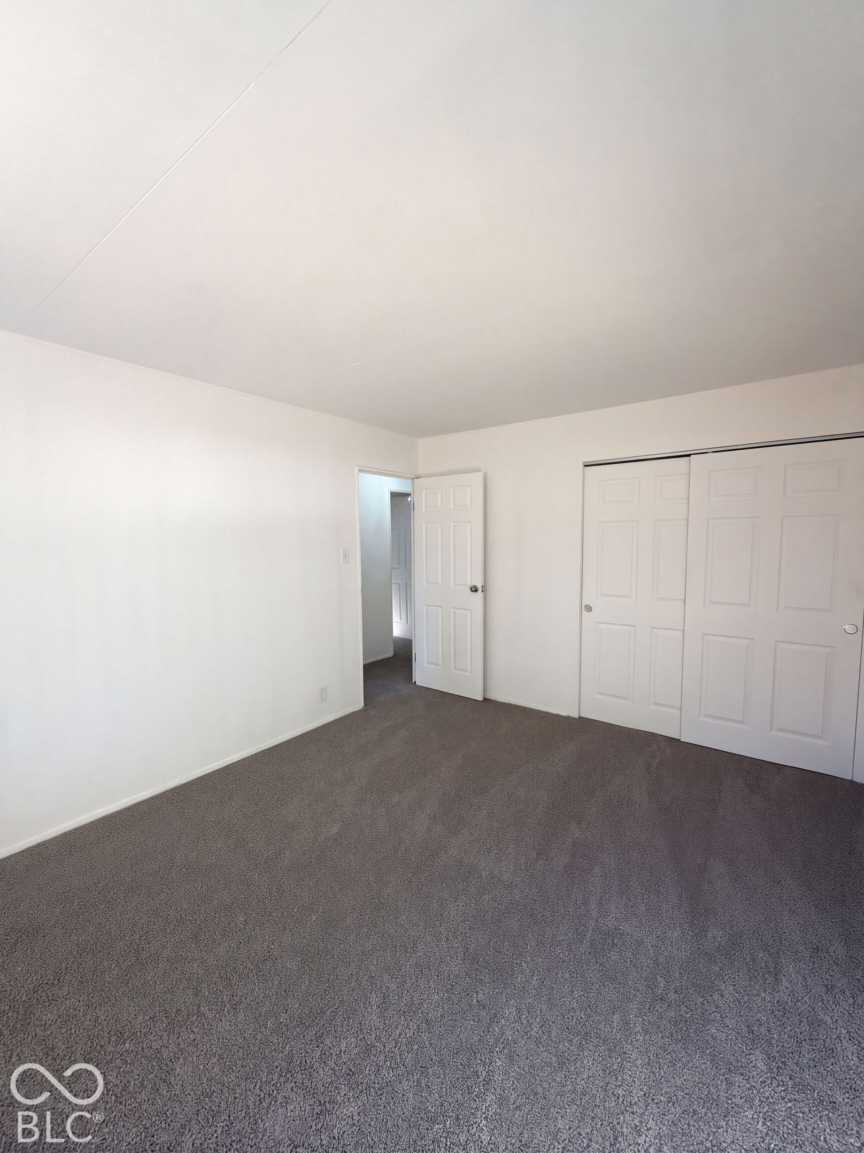 432 Southgate Drive, Greenwood, IN 46143