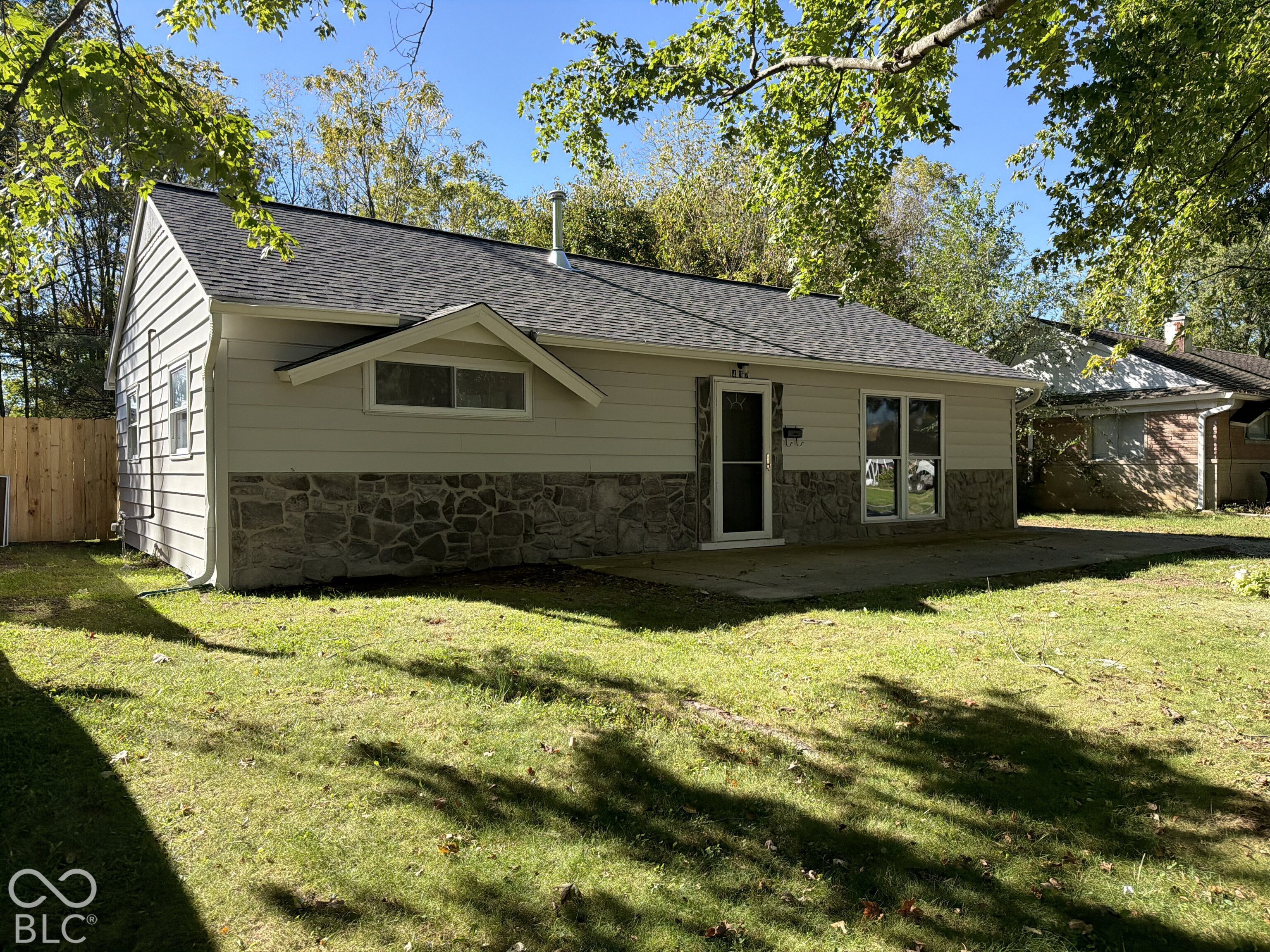 432 Southgate Drive, Greenwood, IN 46143