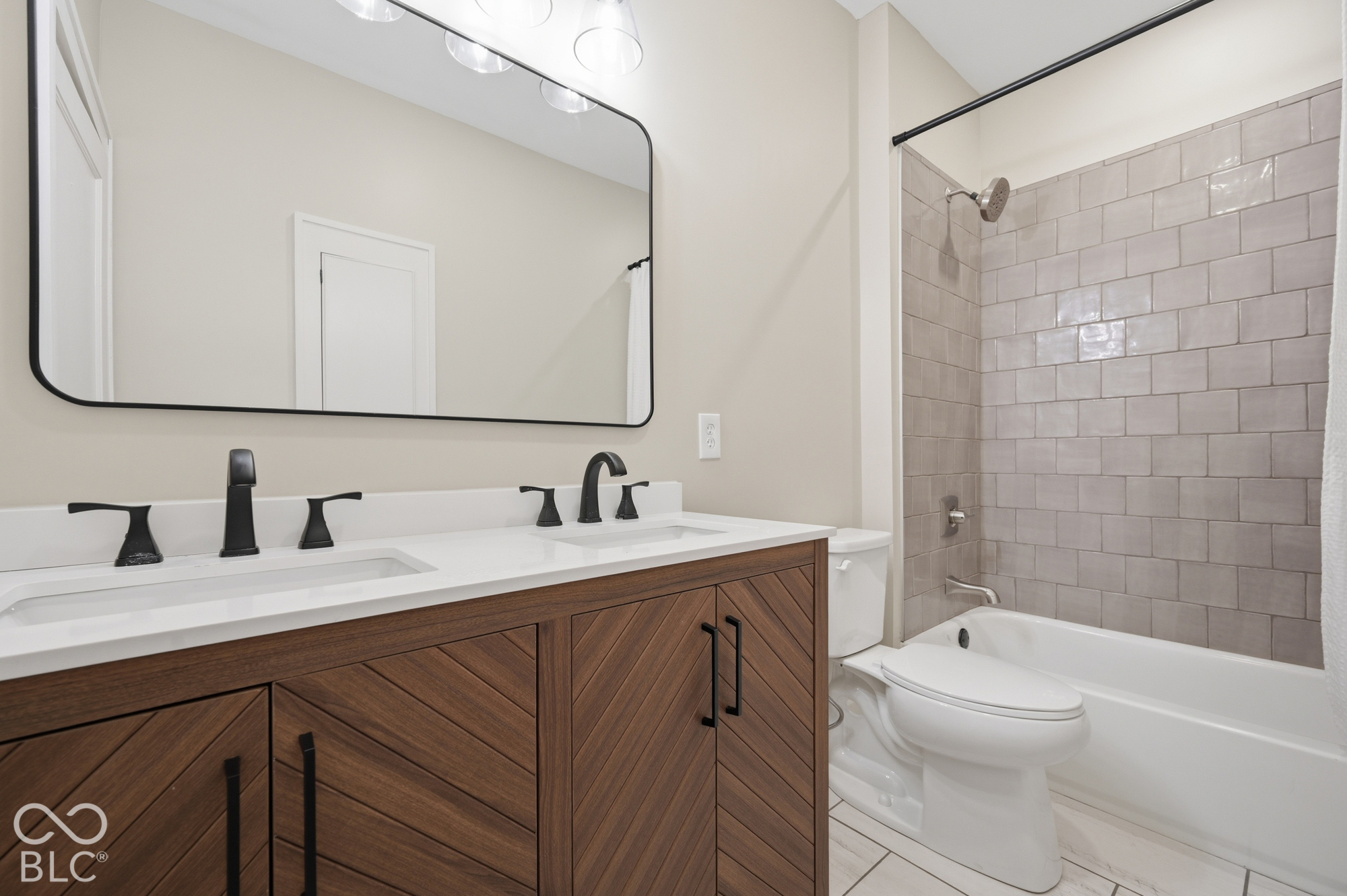610 Wallace Avenue, Indianapolis, IN 46201