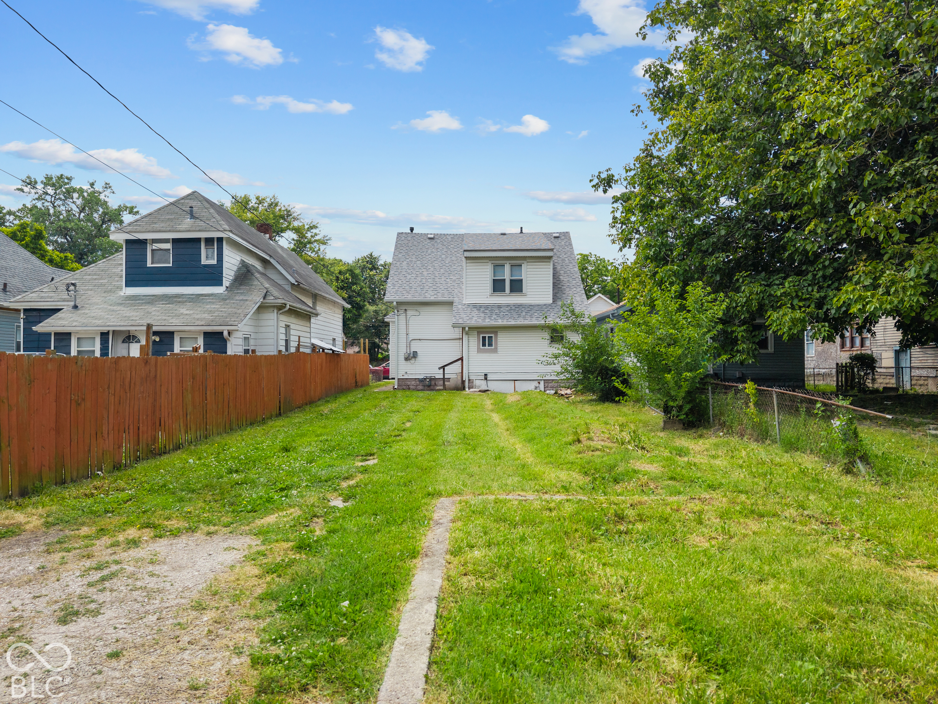 121 N Bradley Avenue, Indianapolis, IN 46201