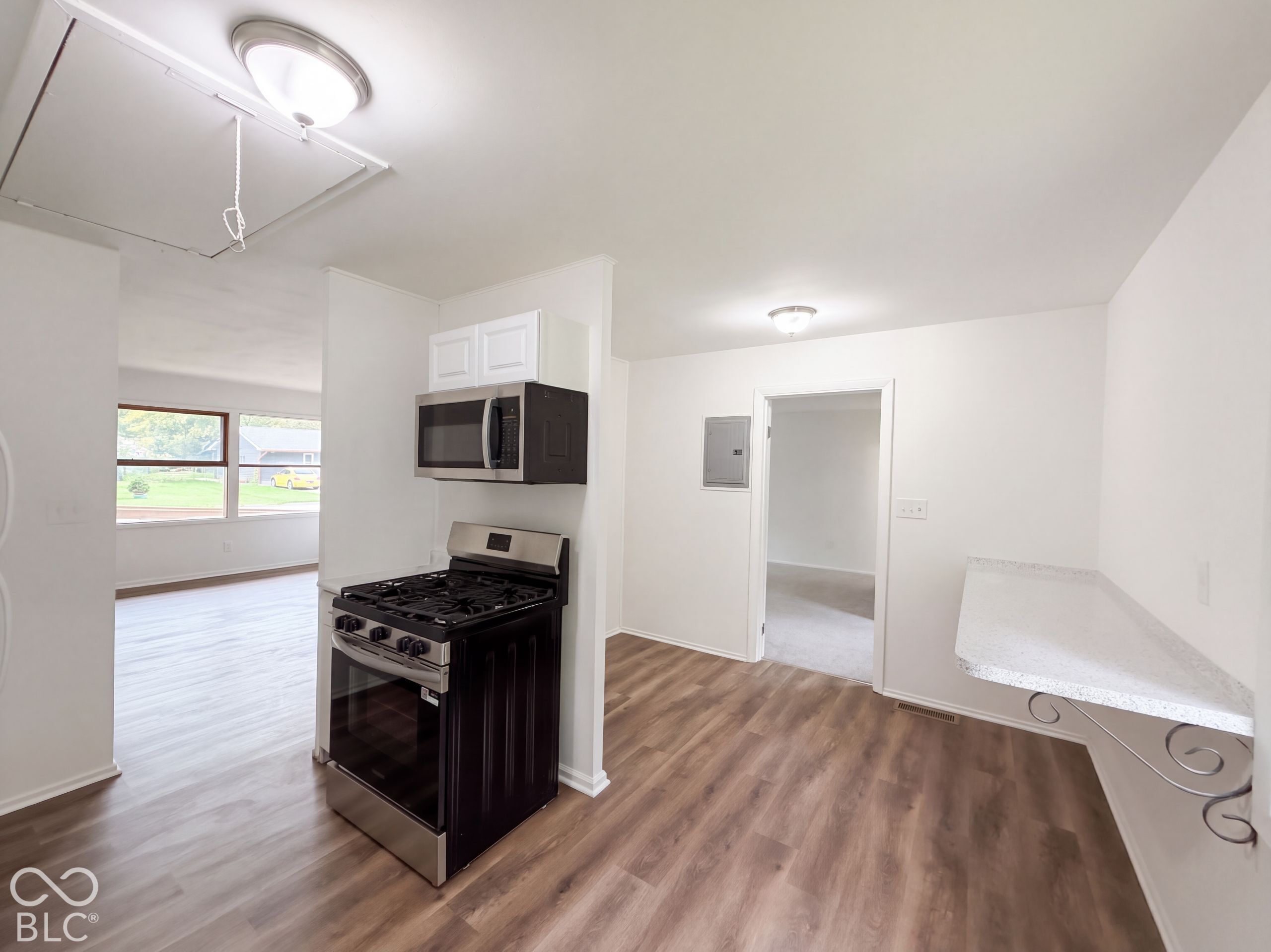 404 Brewer Drive, Greenwood, IN 46142