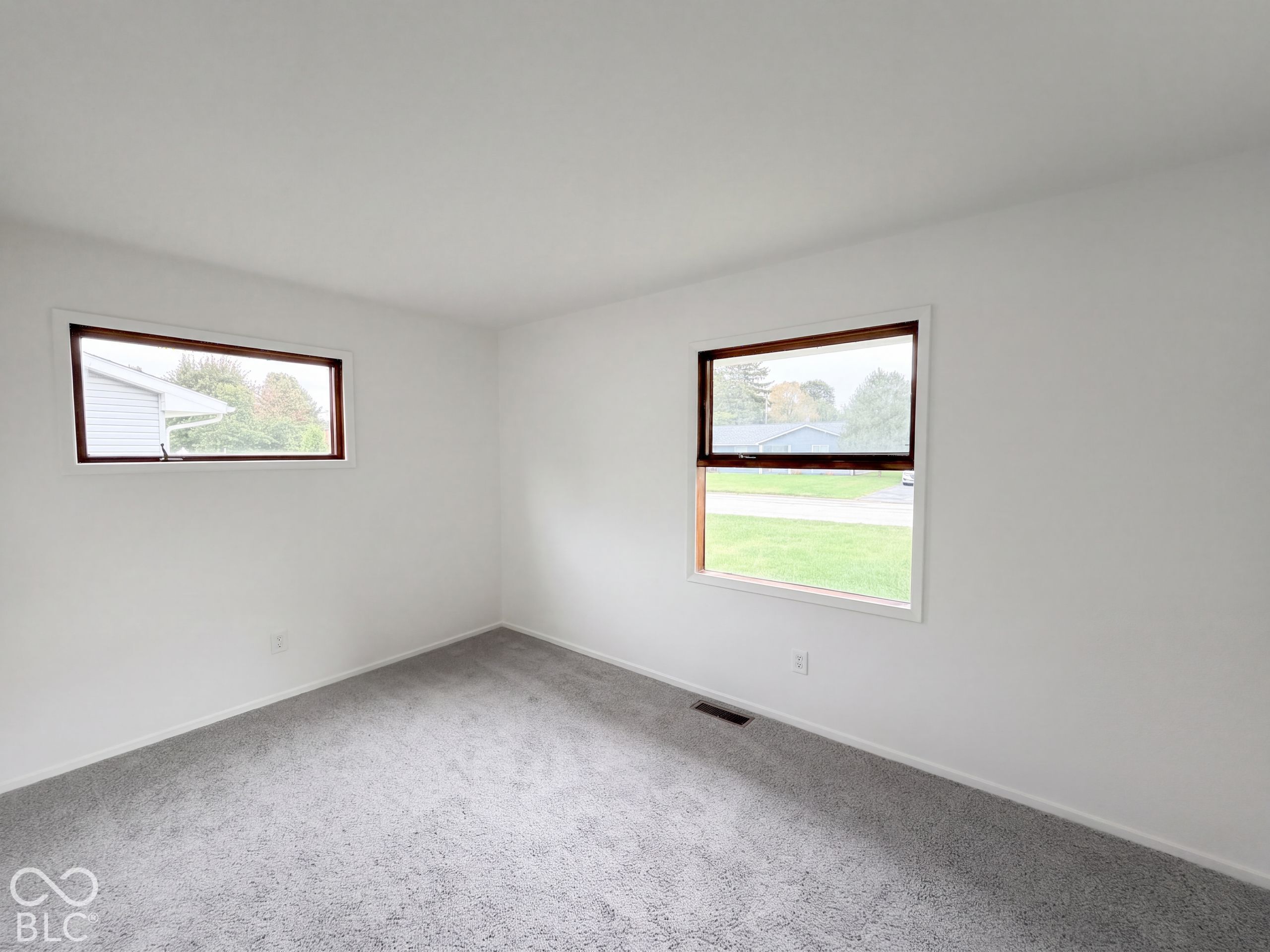 404 Brewer Drive, Greenwood, IN 46142