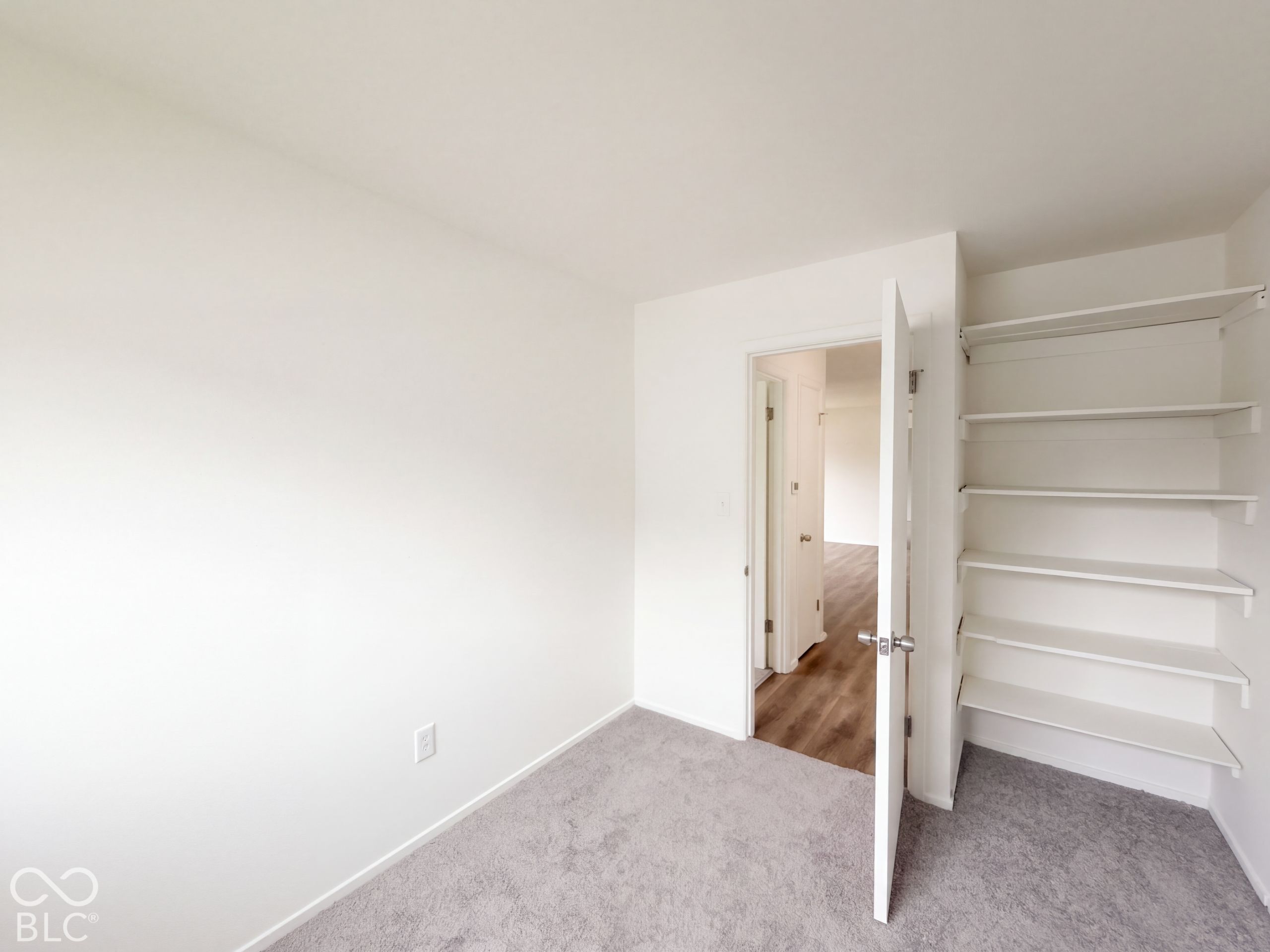 404 Brewer Drive, Greenwood, IN 46142
