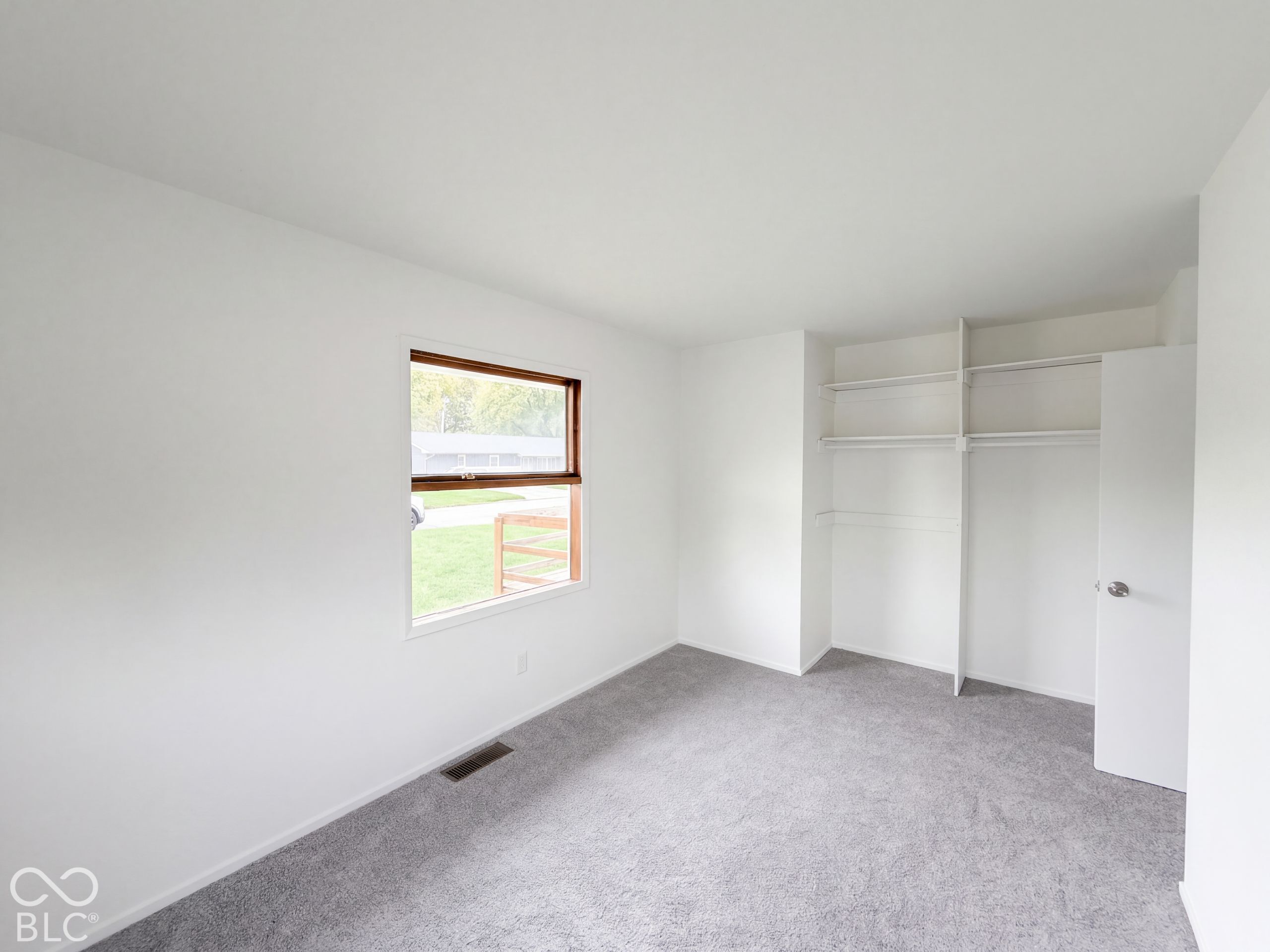 404 Brewer Drive, Greenwood, IN 46142