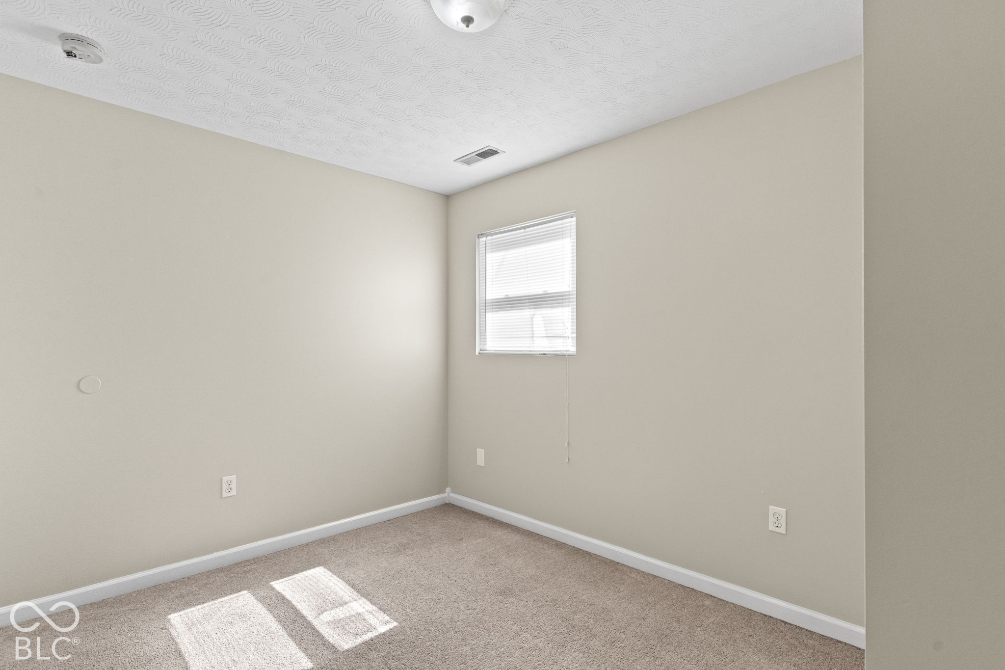 365 E Kerton Street, Scottsburg, IN 47170