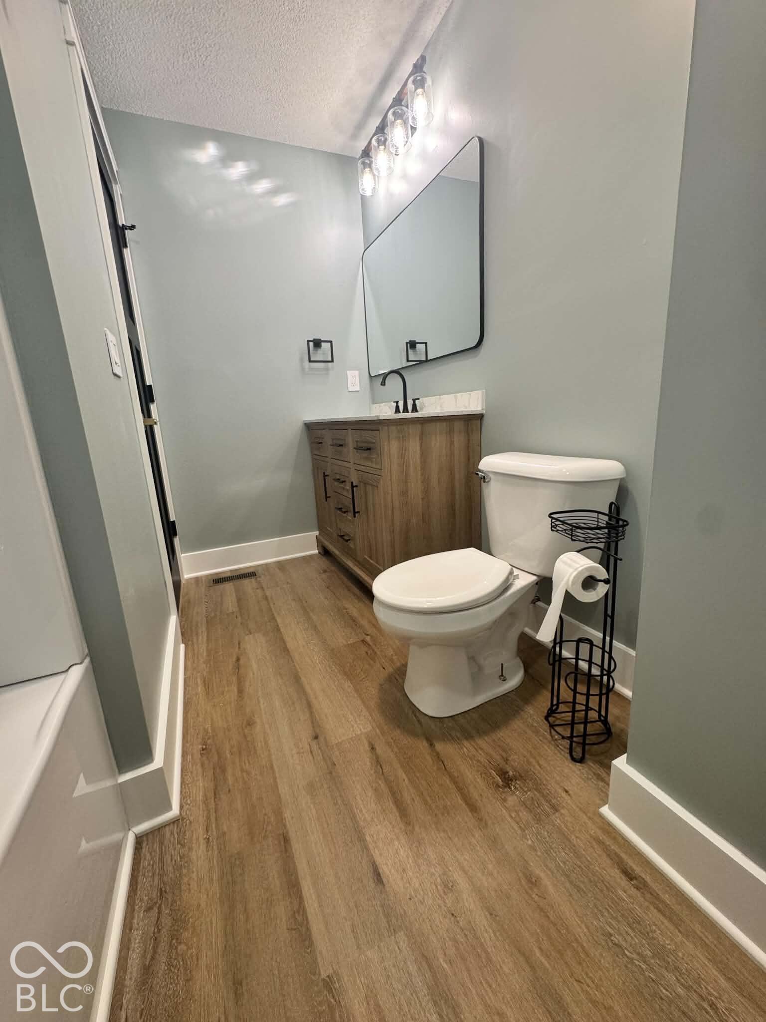 1756 Riverview Road, Peru, IN 46970