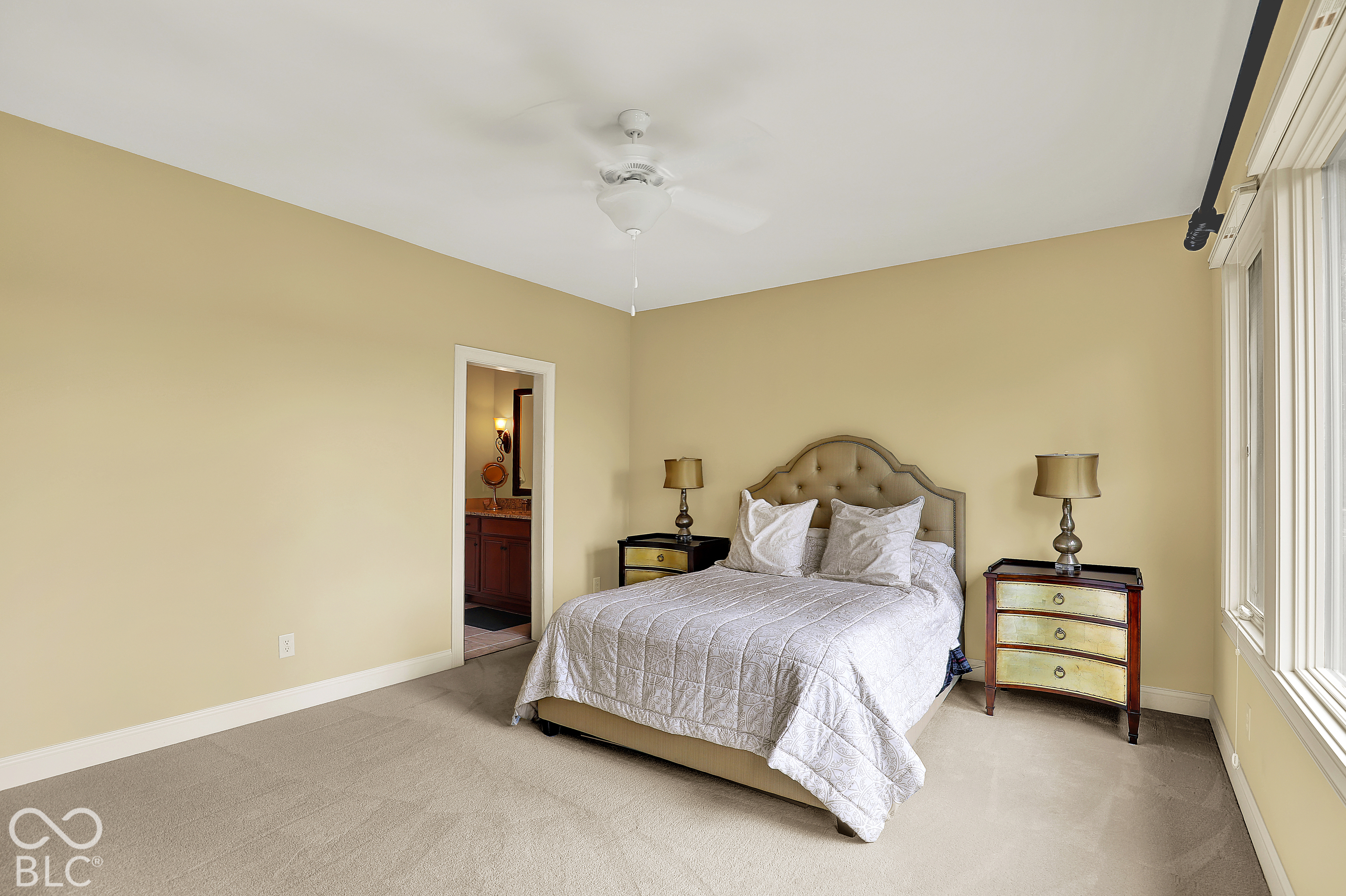 15621 Hidden Oaks Court, Carmel, IN 46033