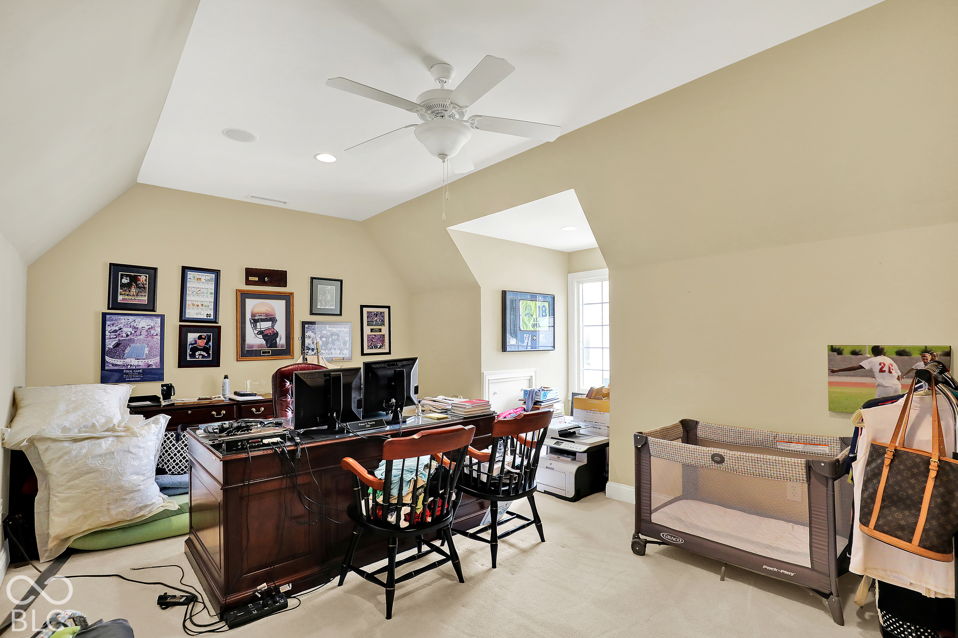 15621 Hidden Oaks Court, Carmel, IN 46033