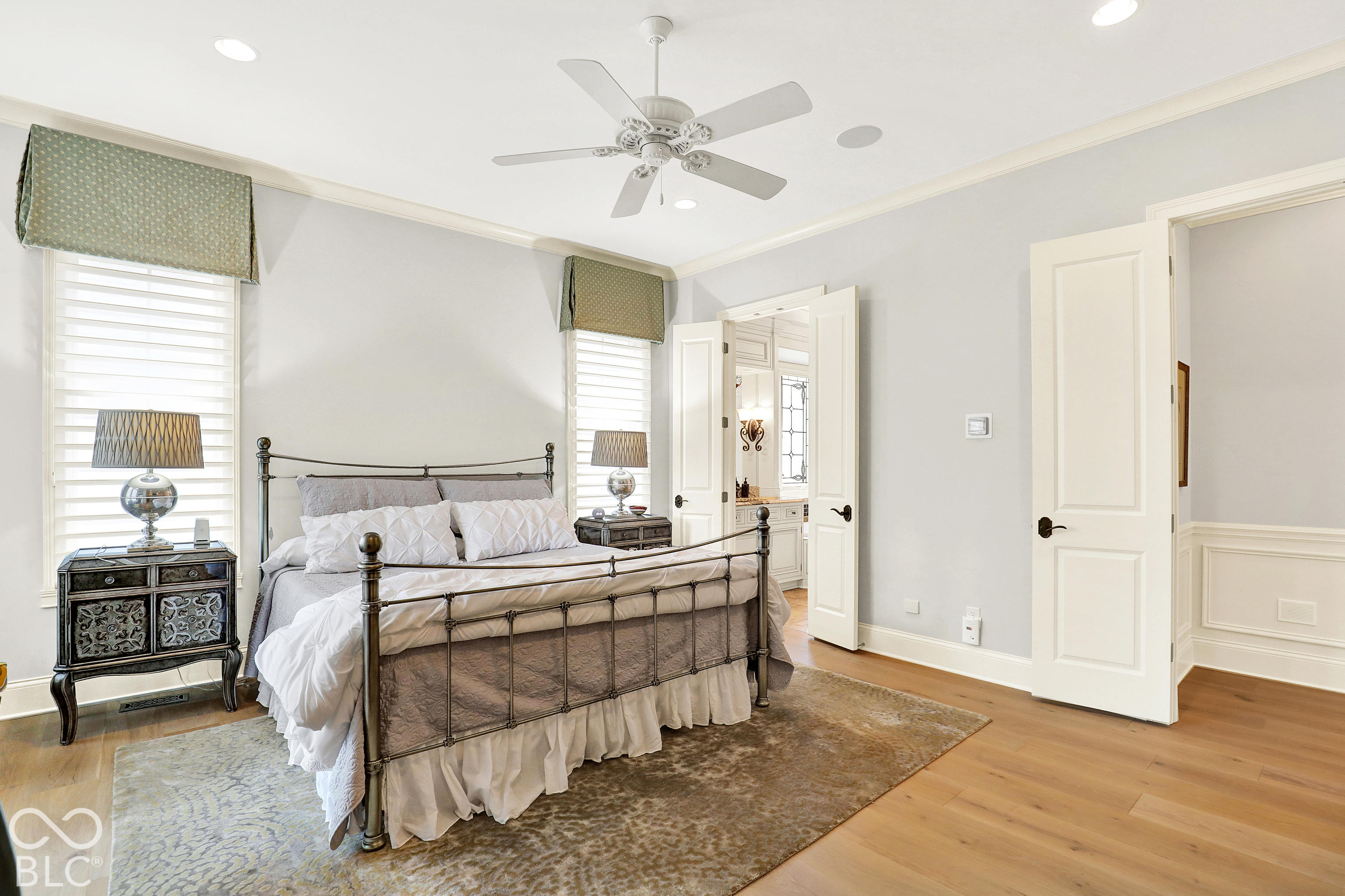 15621 Hidden Oaks Court, Carmel, IN 46033