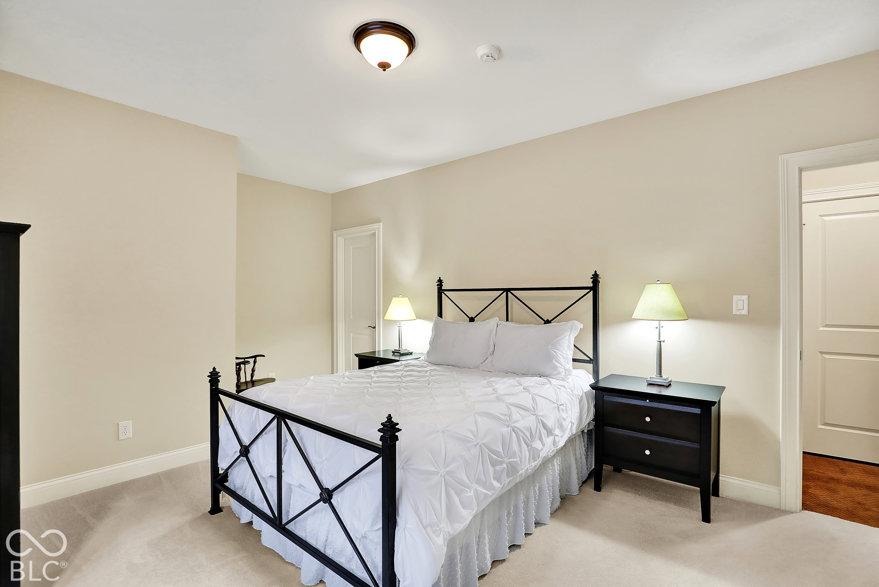 15621 Hidden Oaks Court, Carmel, IN 46033