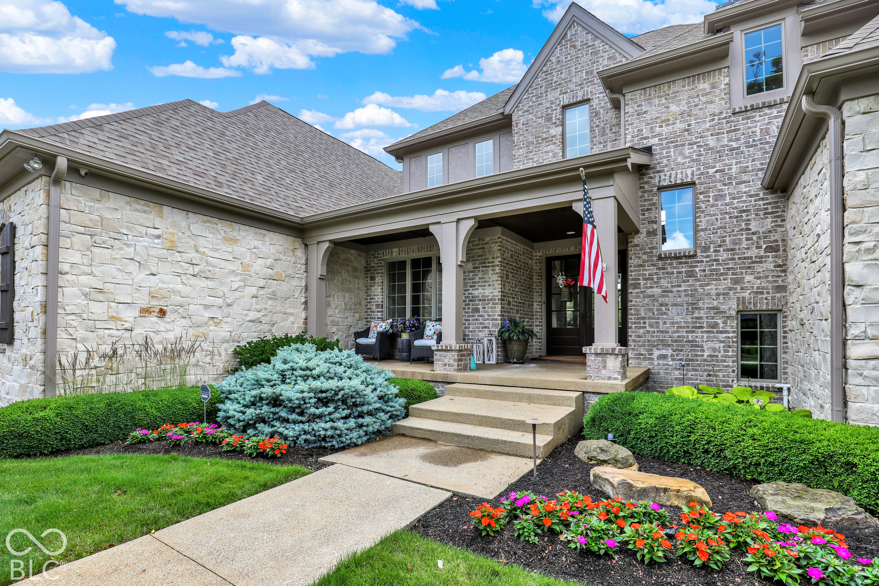 15621 Hidden Oaks Court, Carmel, IN 46033